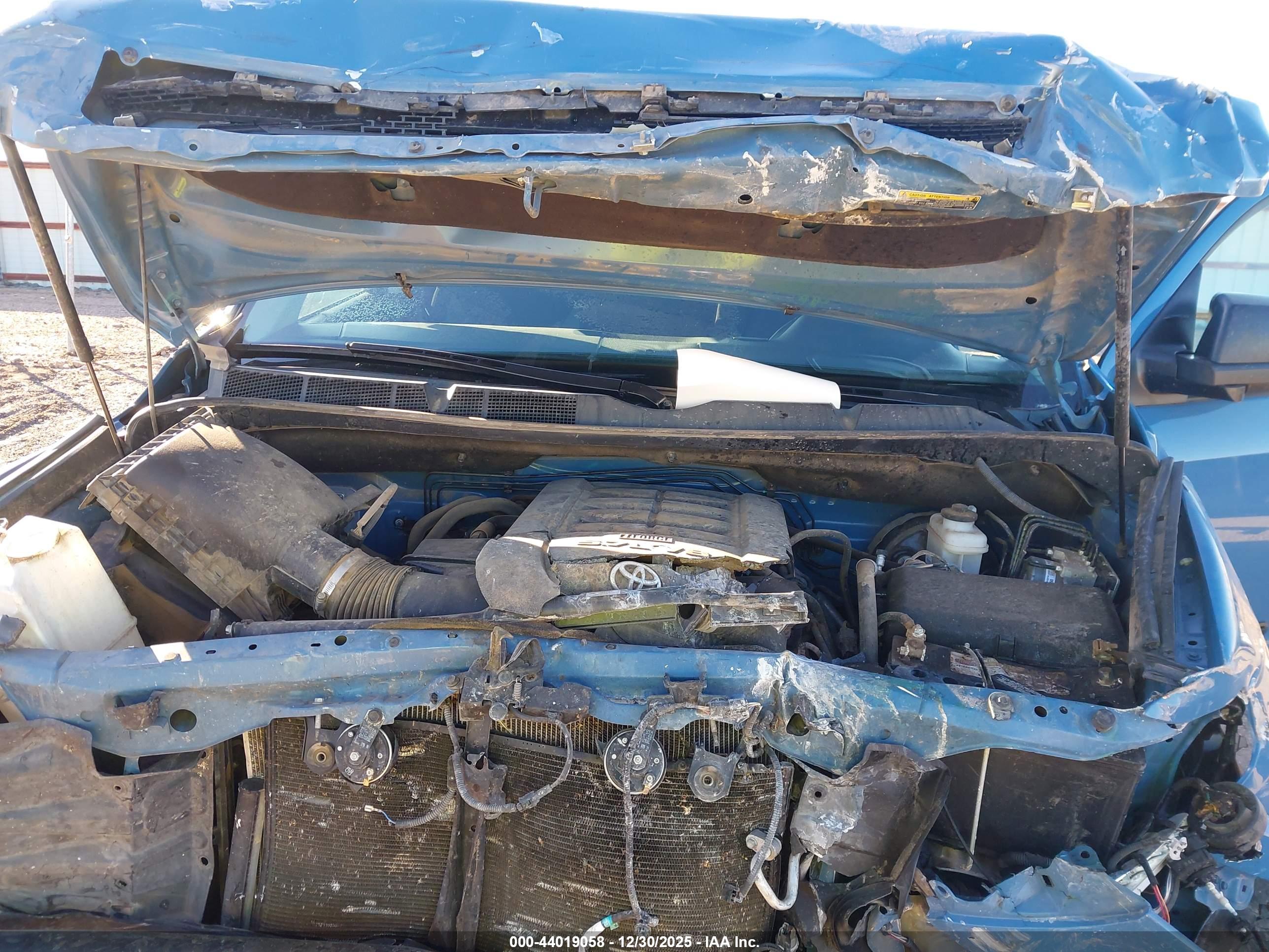 TOYOTA TUNDRA image 10