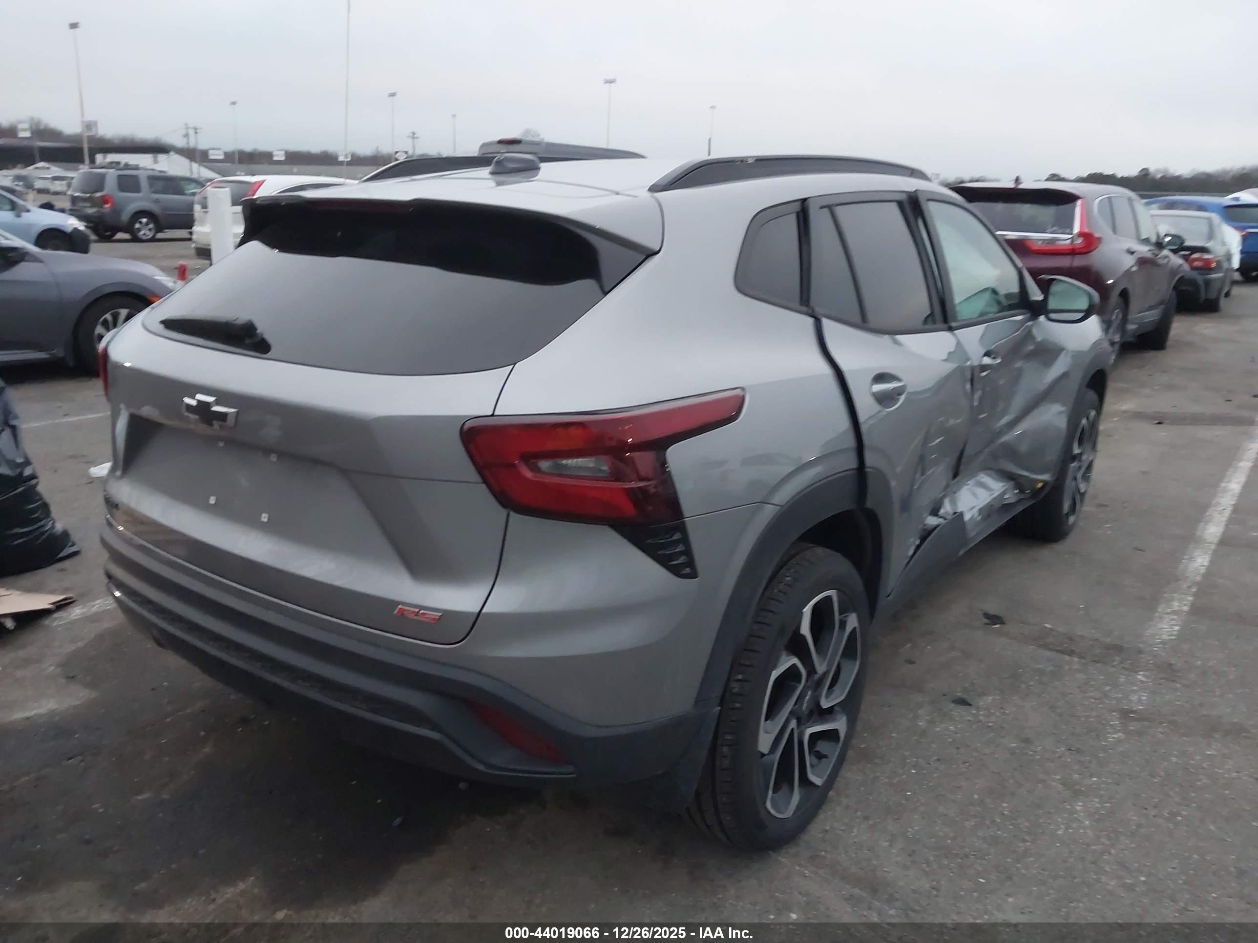 CHEVROLET TRAX image 4