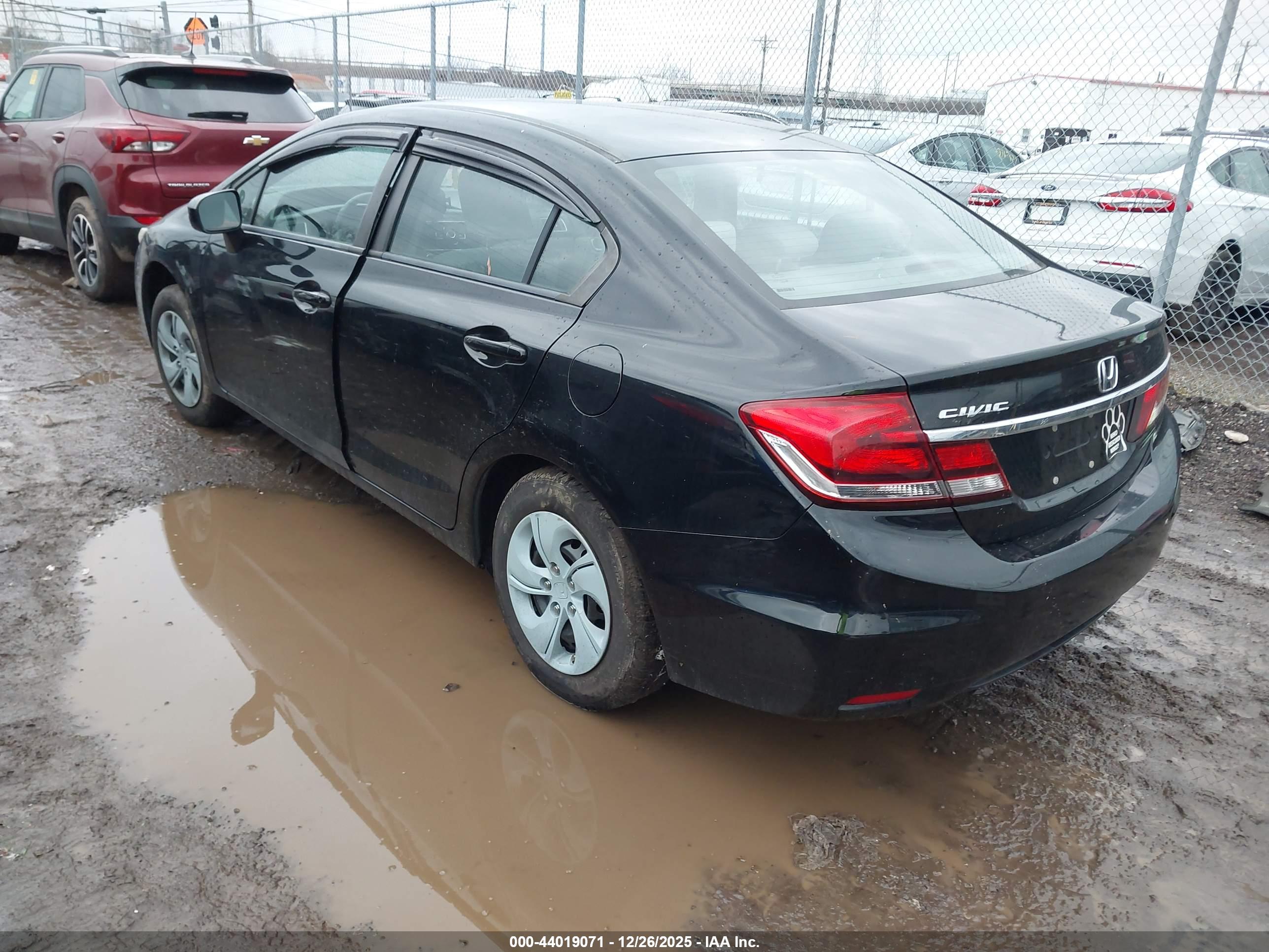HONDA CIVIC image 3