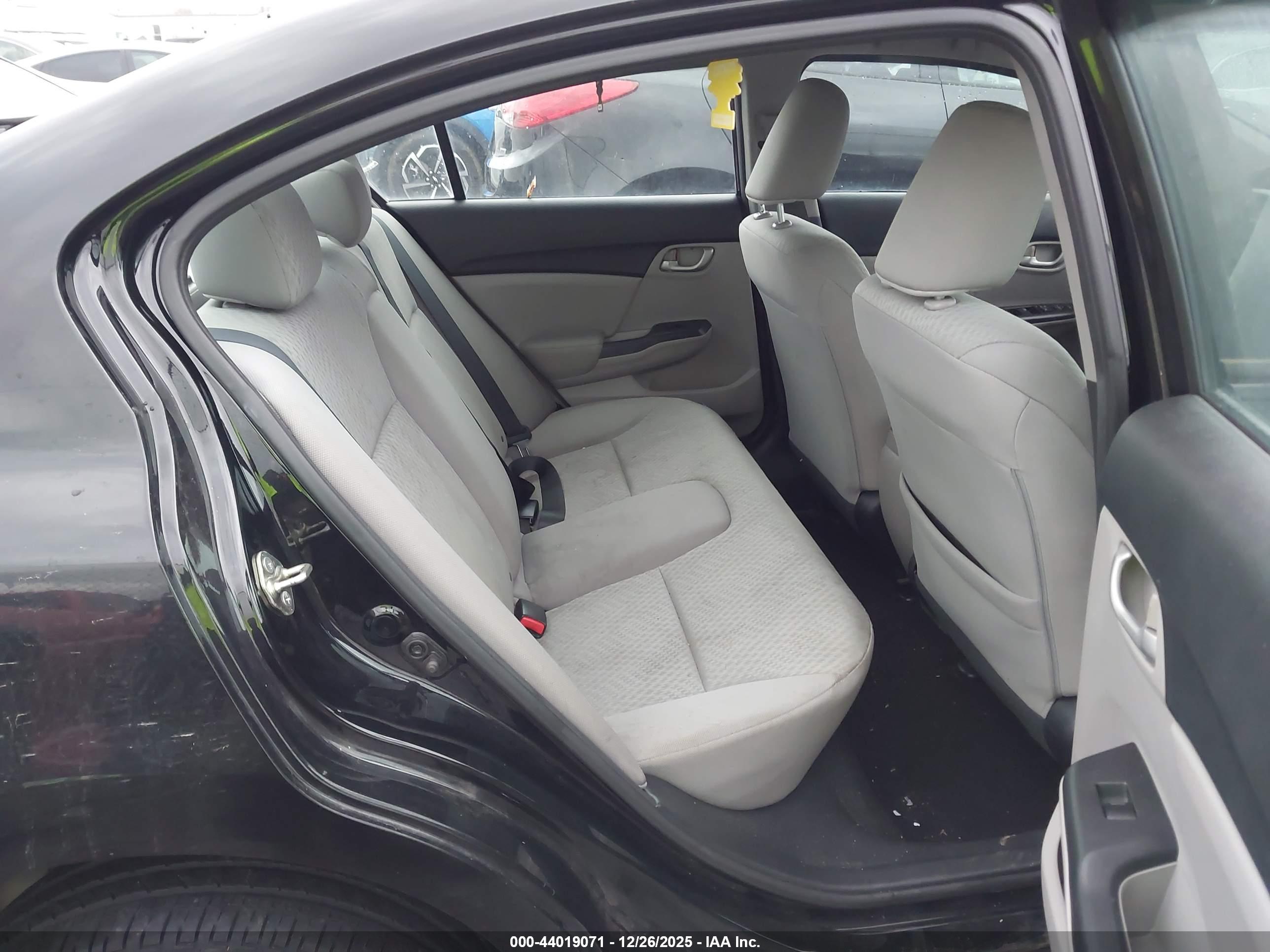 HONDA CIVIC image 8