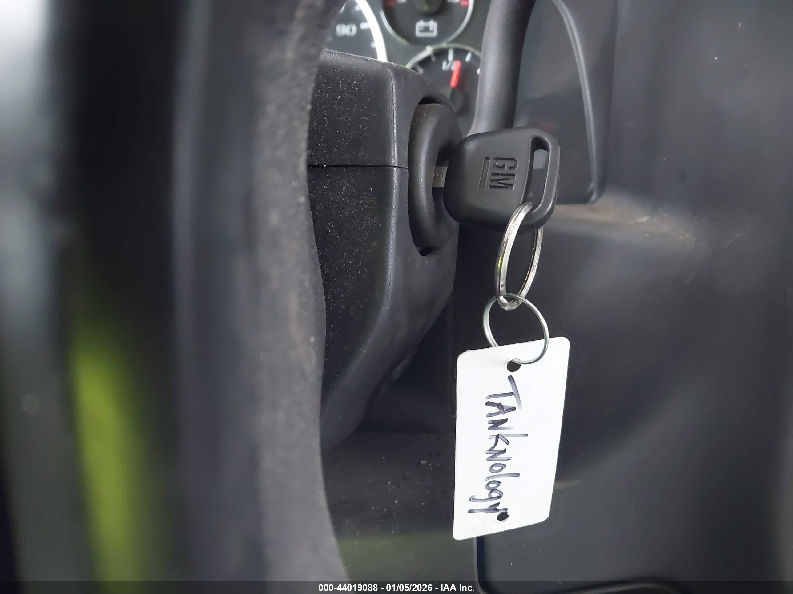CHEVROLET EXPRESS image 11