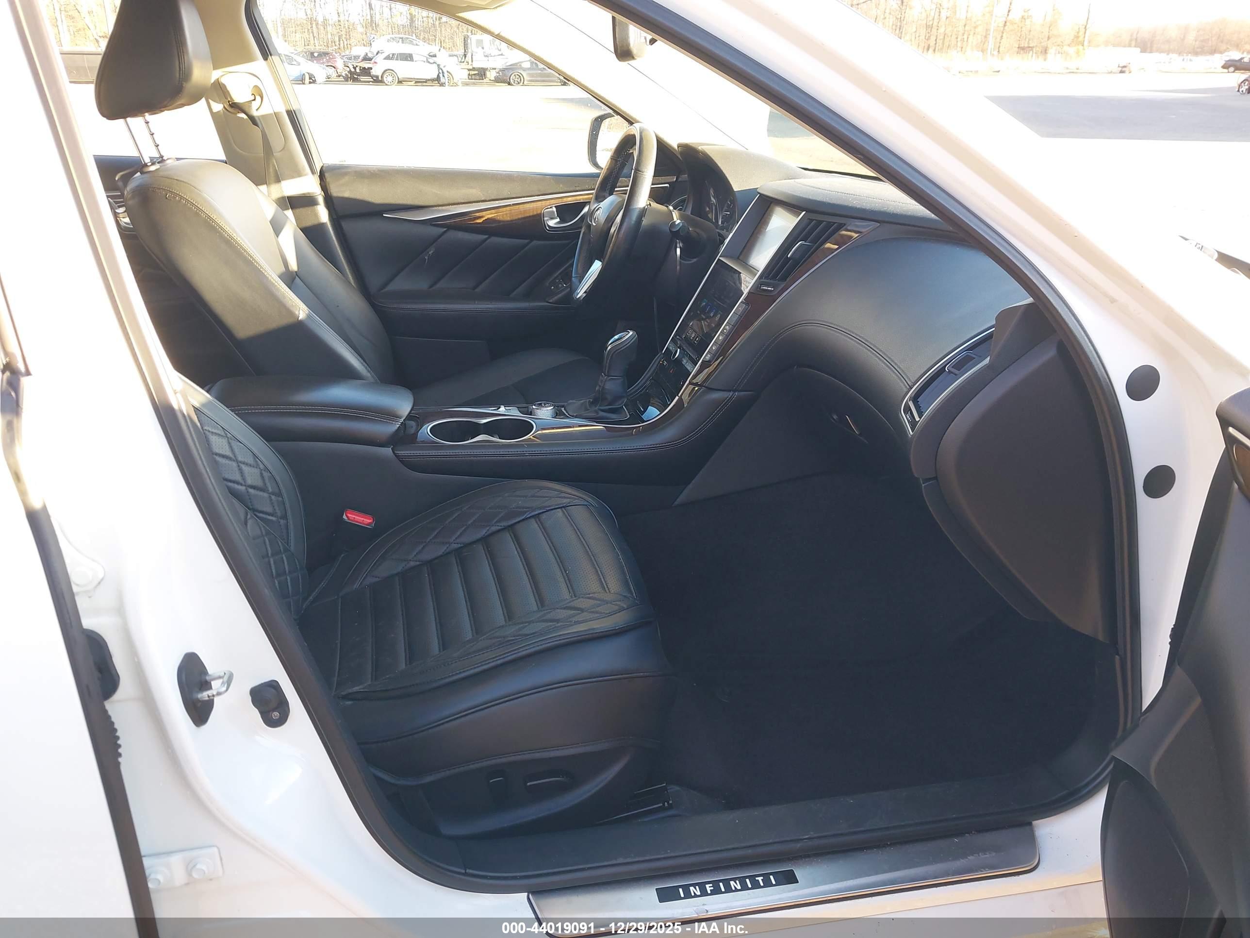 INFINITI Q50 image 5