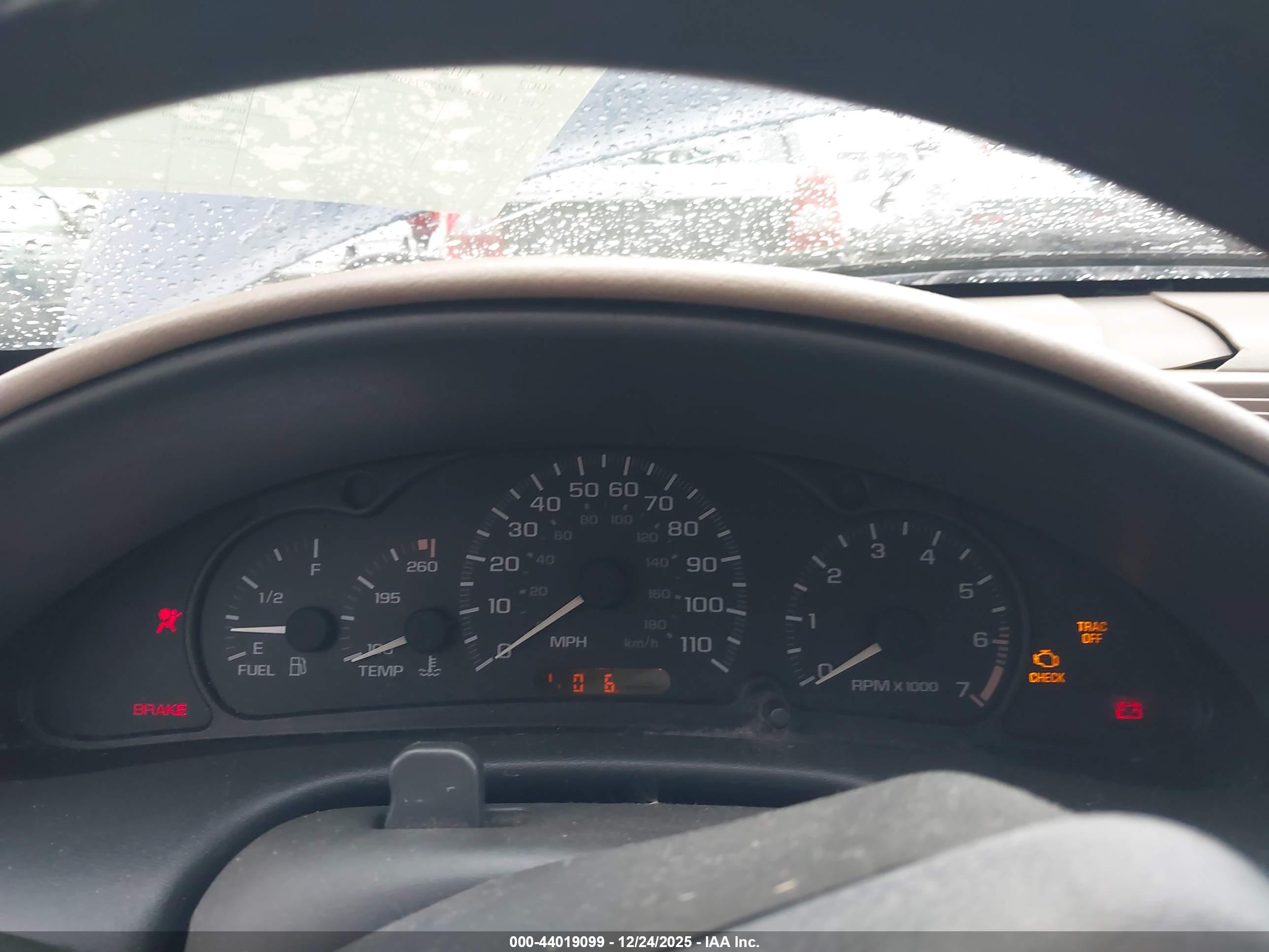 CHEVROLET CAVALIER image 7