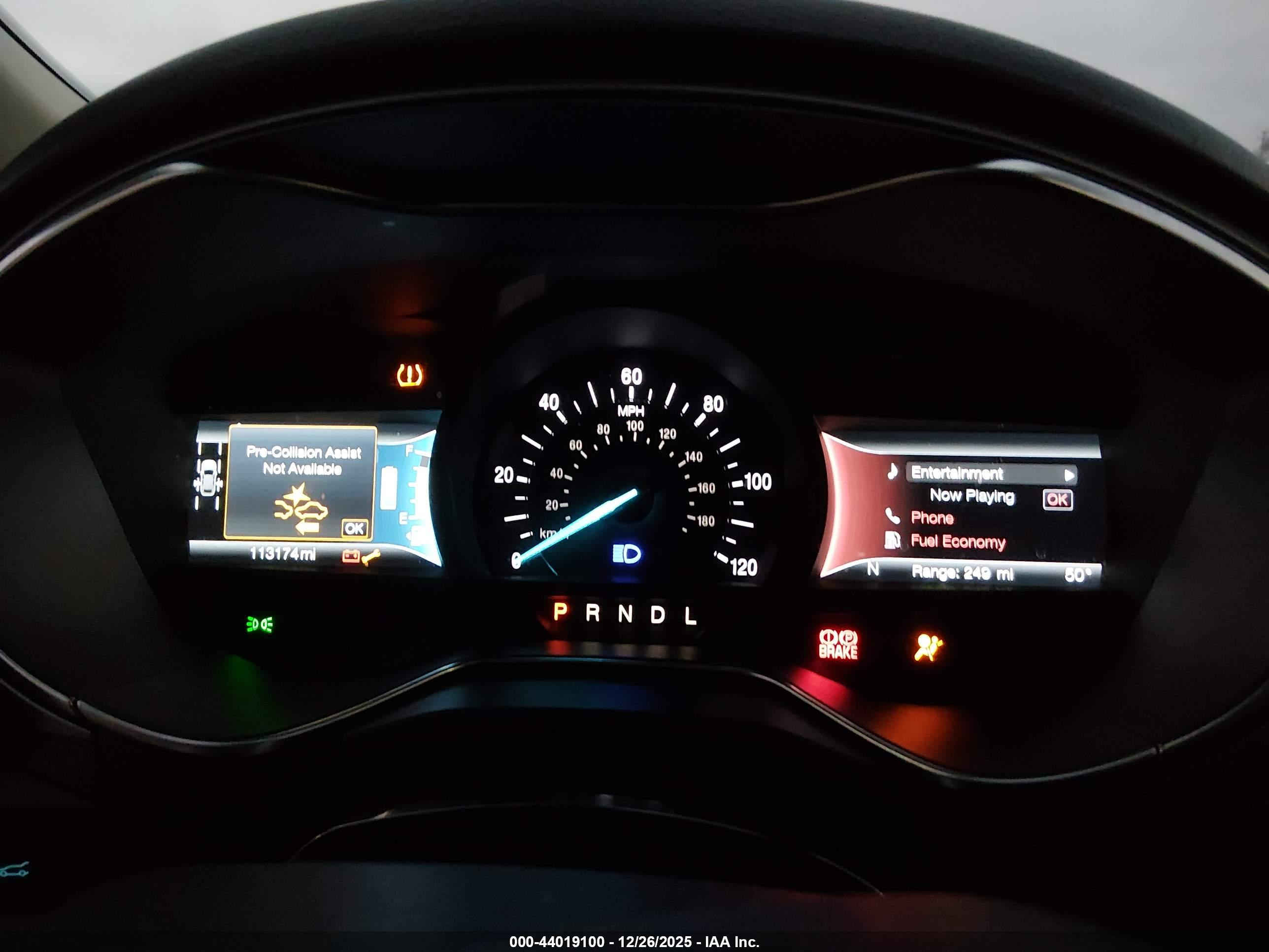 FORD FUSION image 7