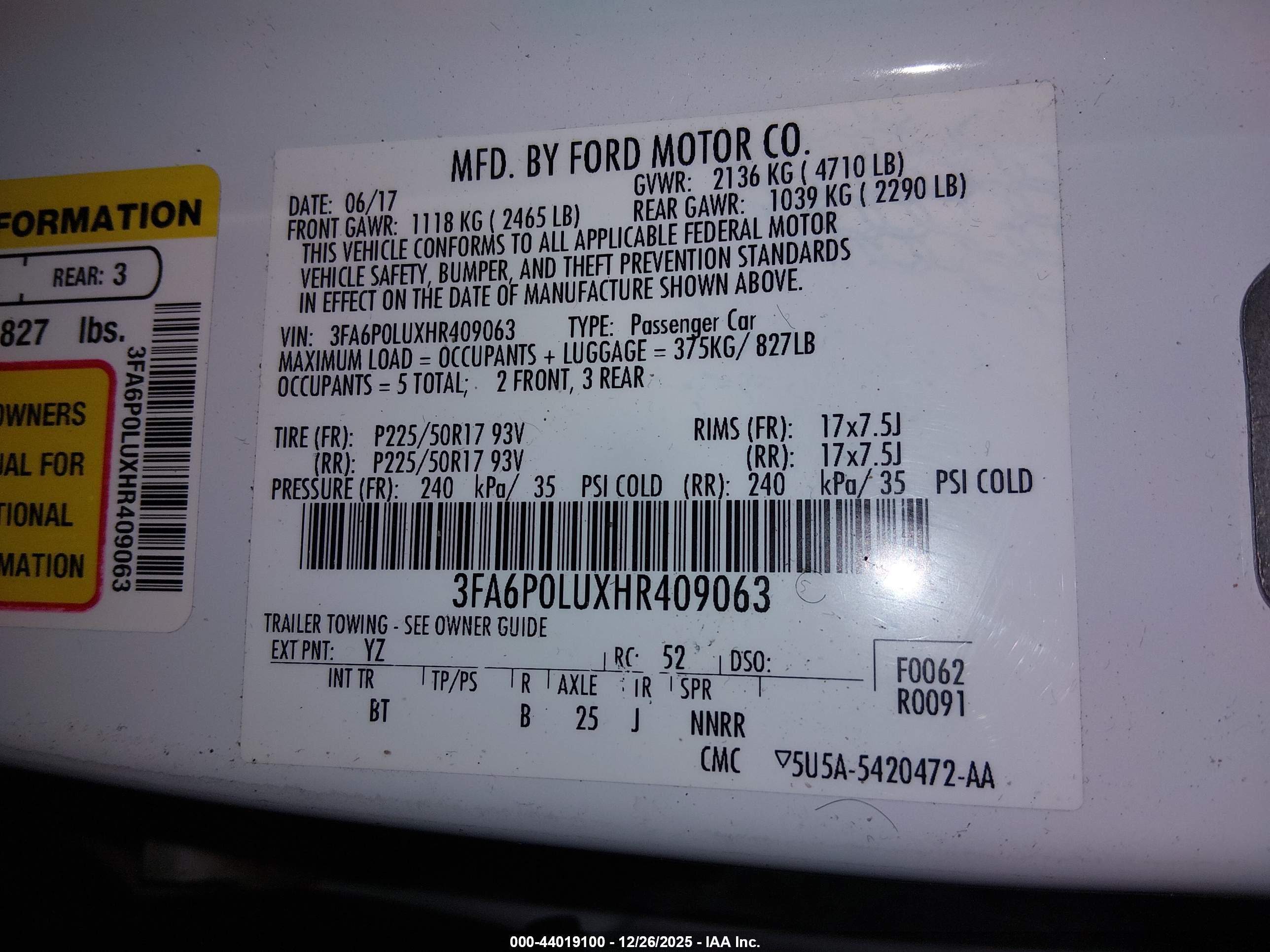 FORD FUSION image 9