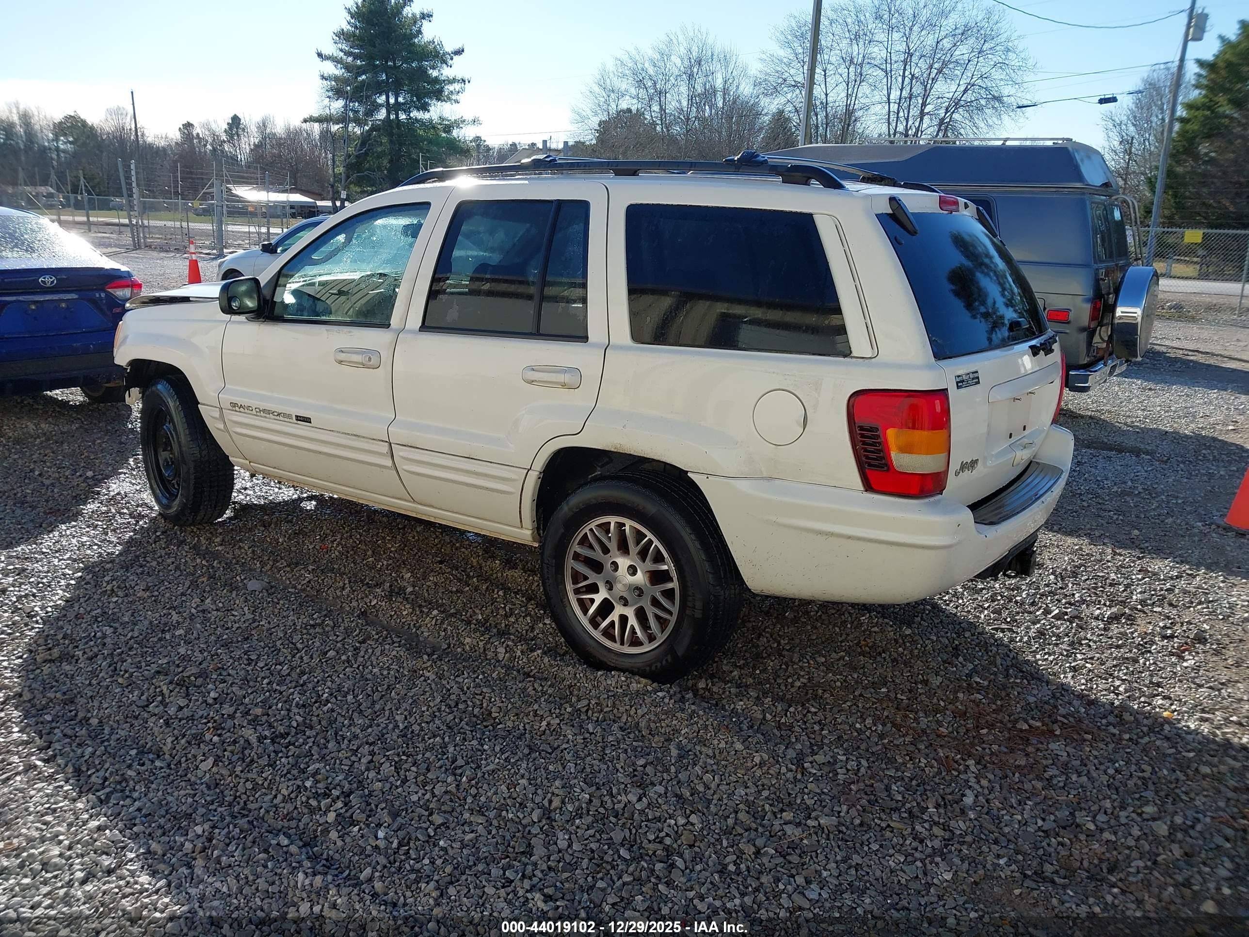 JEEP GRAND image 3