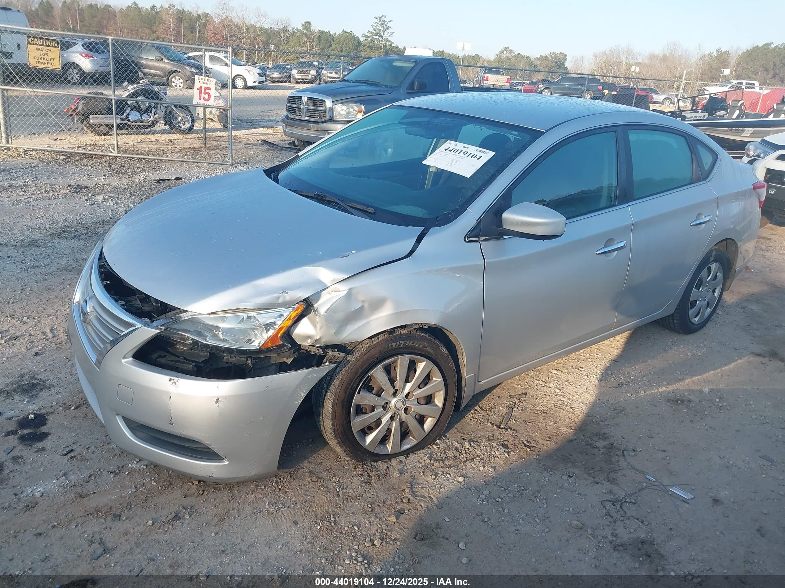 NISSAN SENTRA image 2