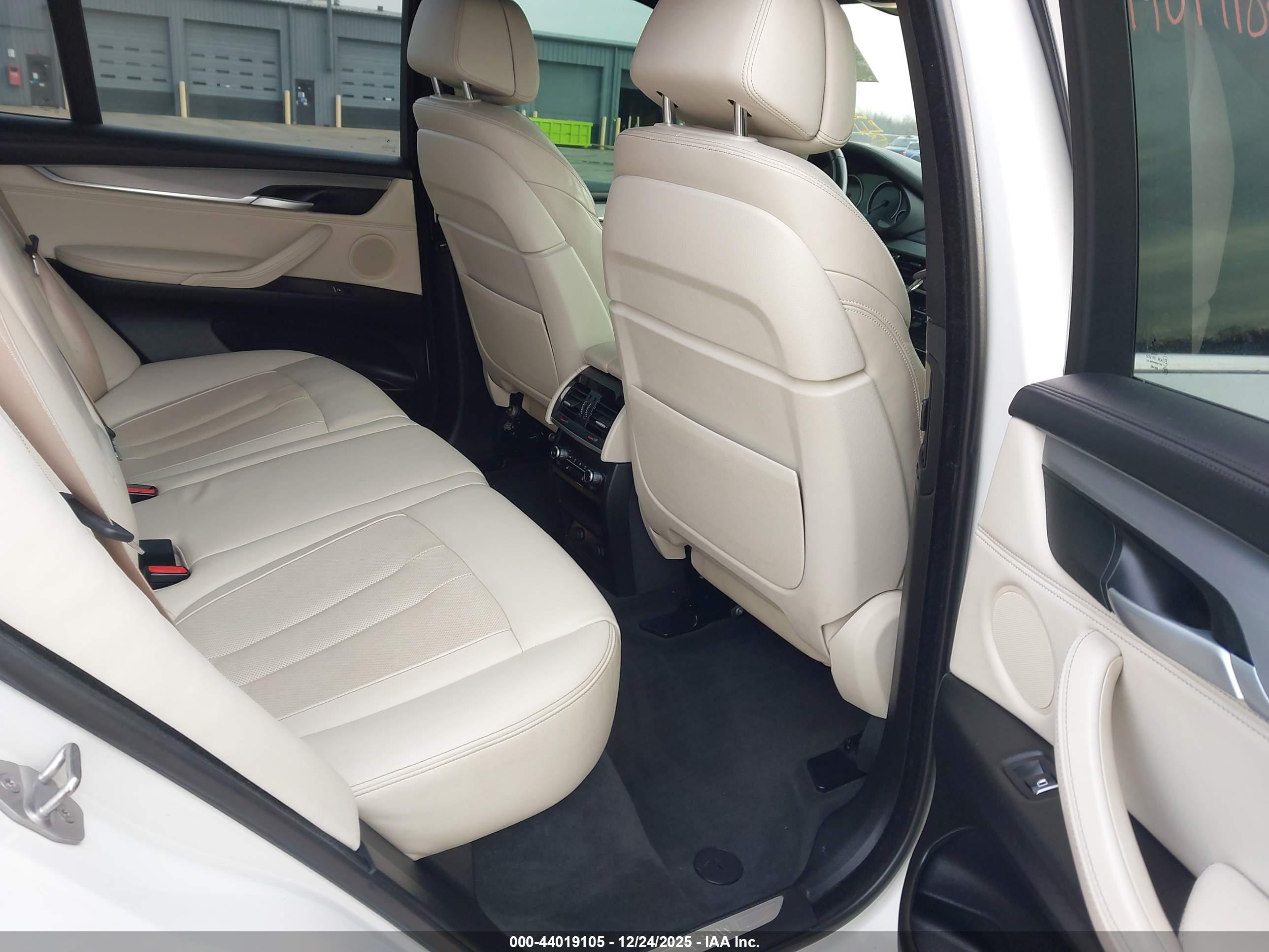 BMW X5 image 8