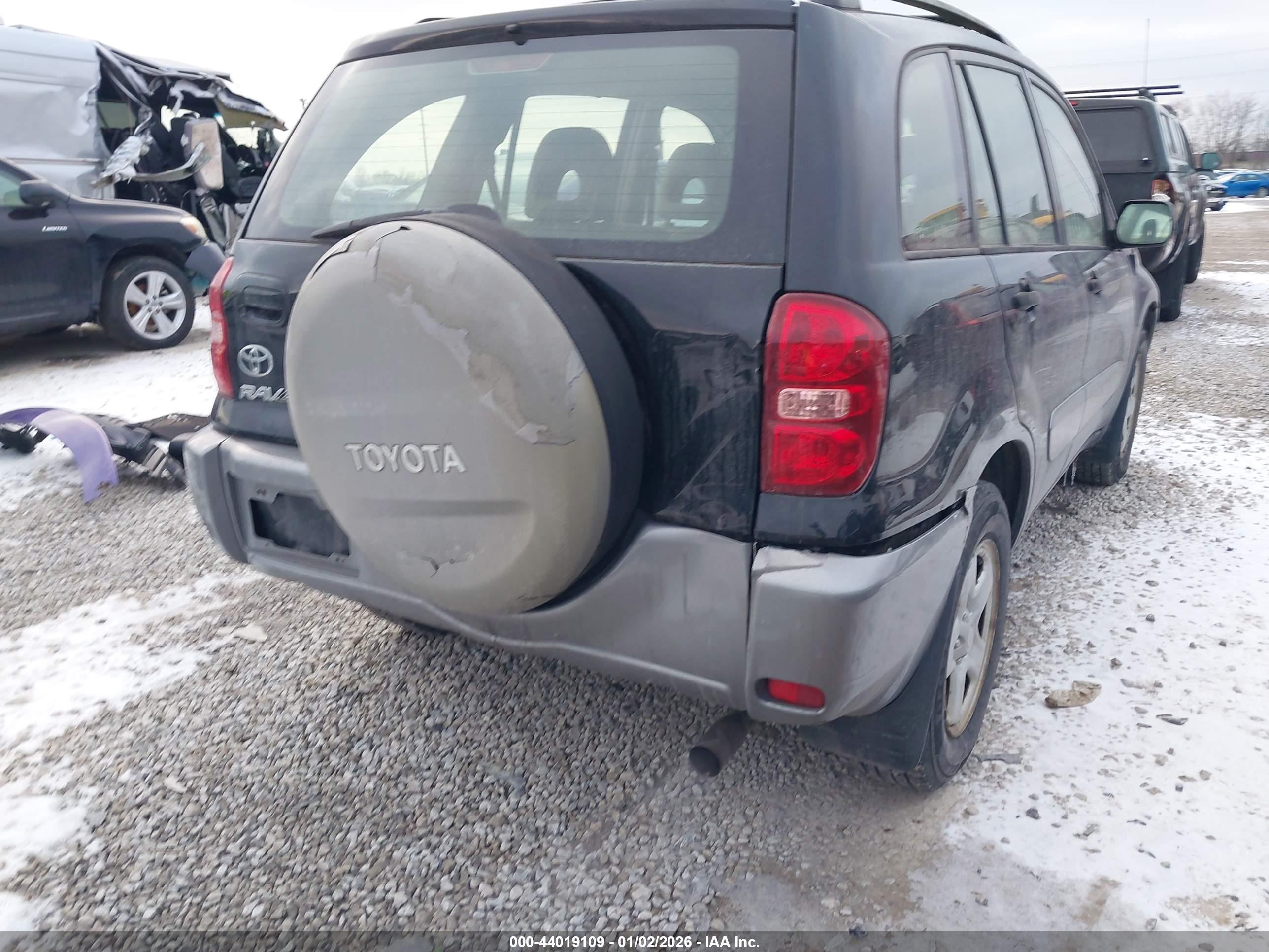 TOYOTA RAV4 image 6