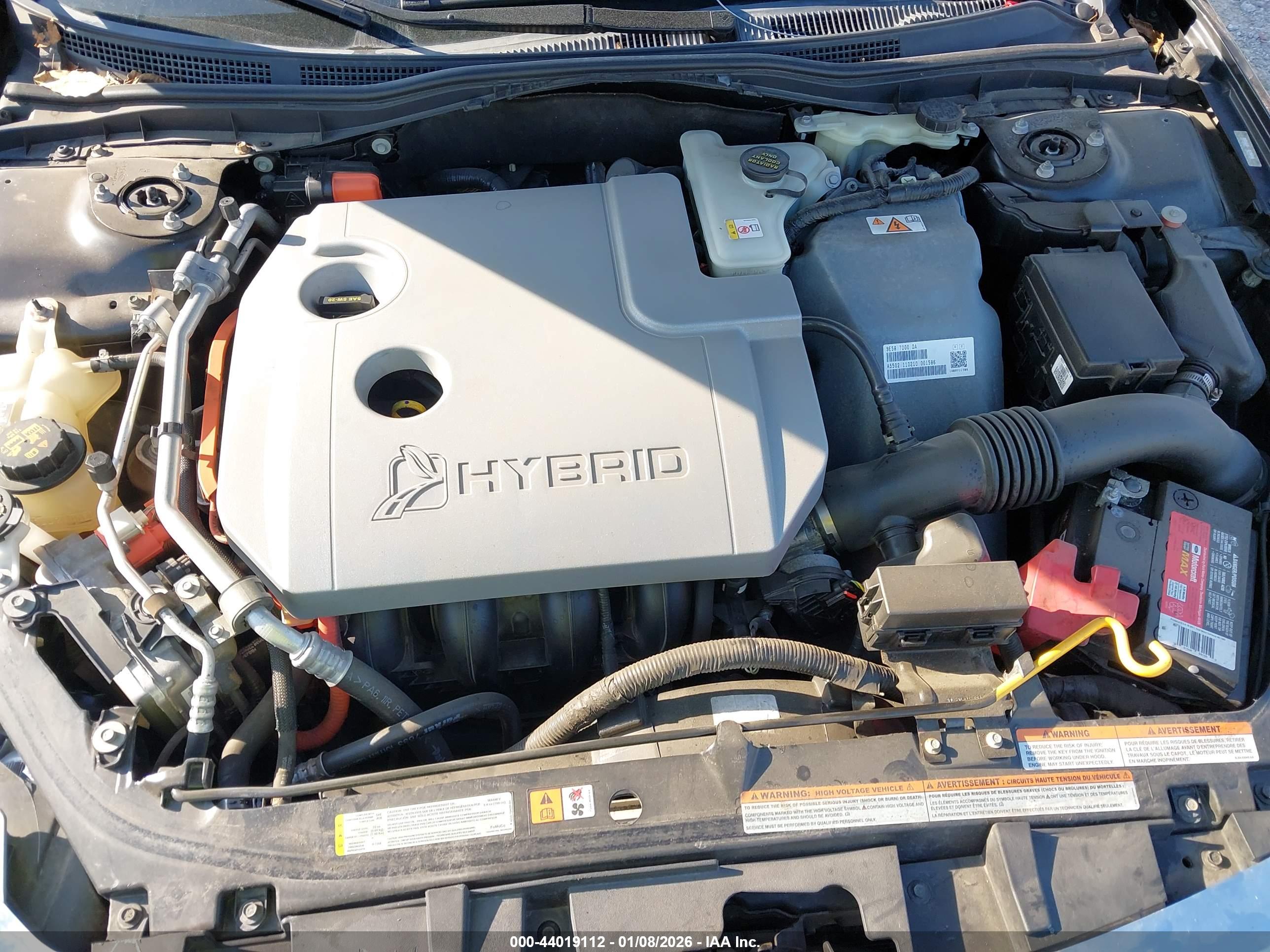 FORD FUSION image 10
