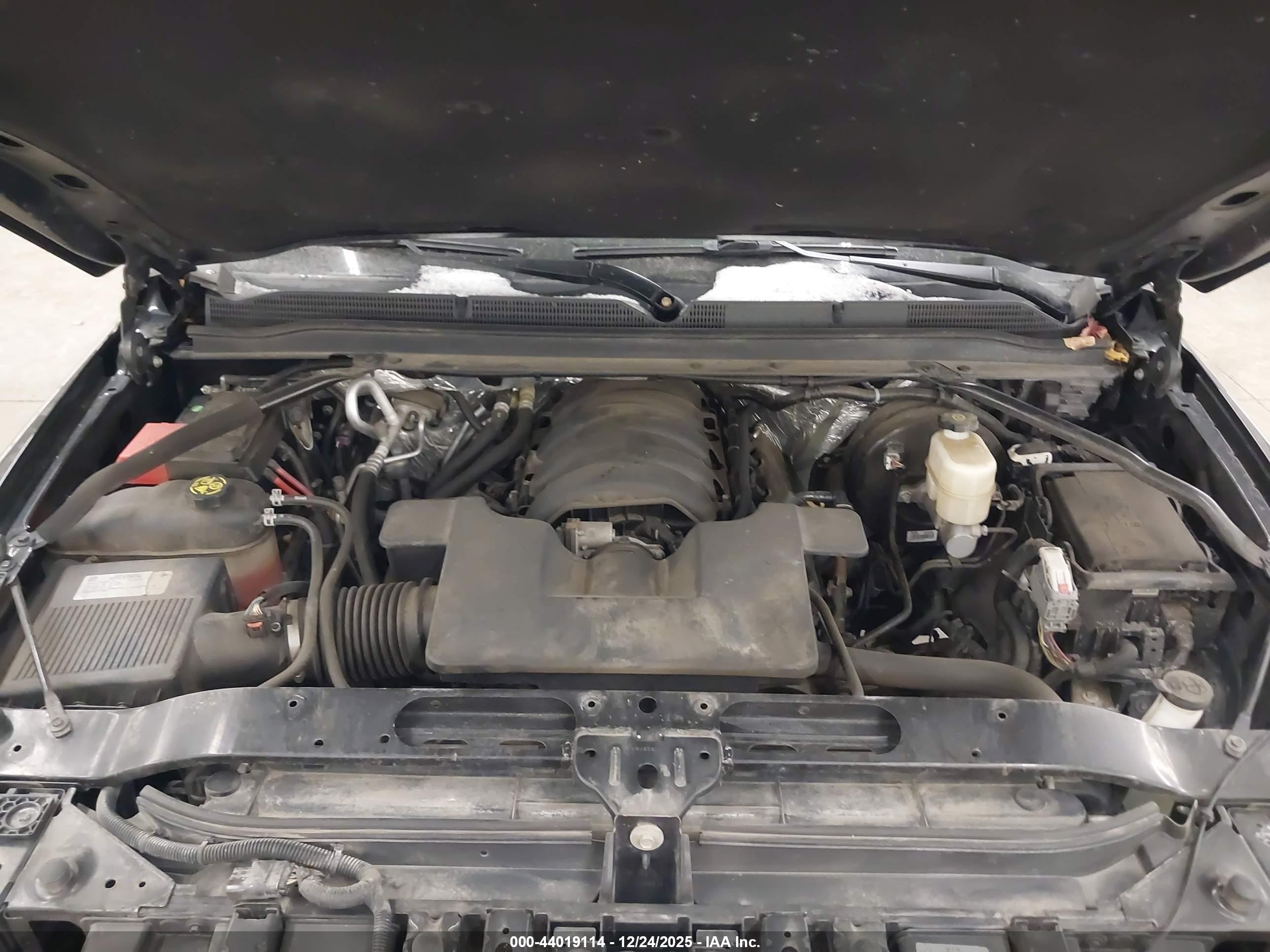 GMC YUKON image 10
