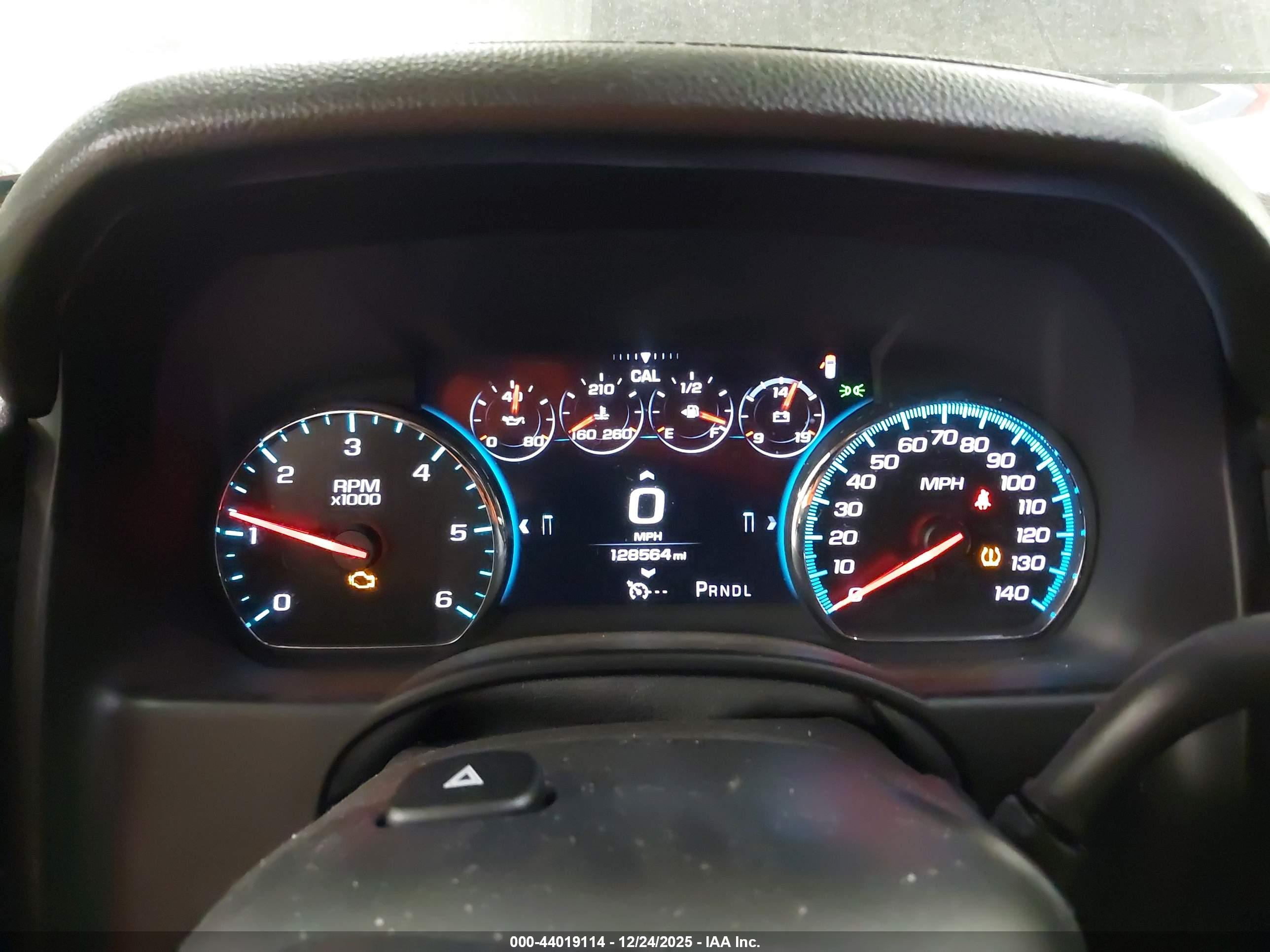 GMC YUKON image 7