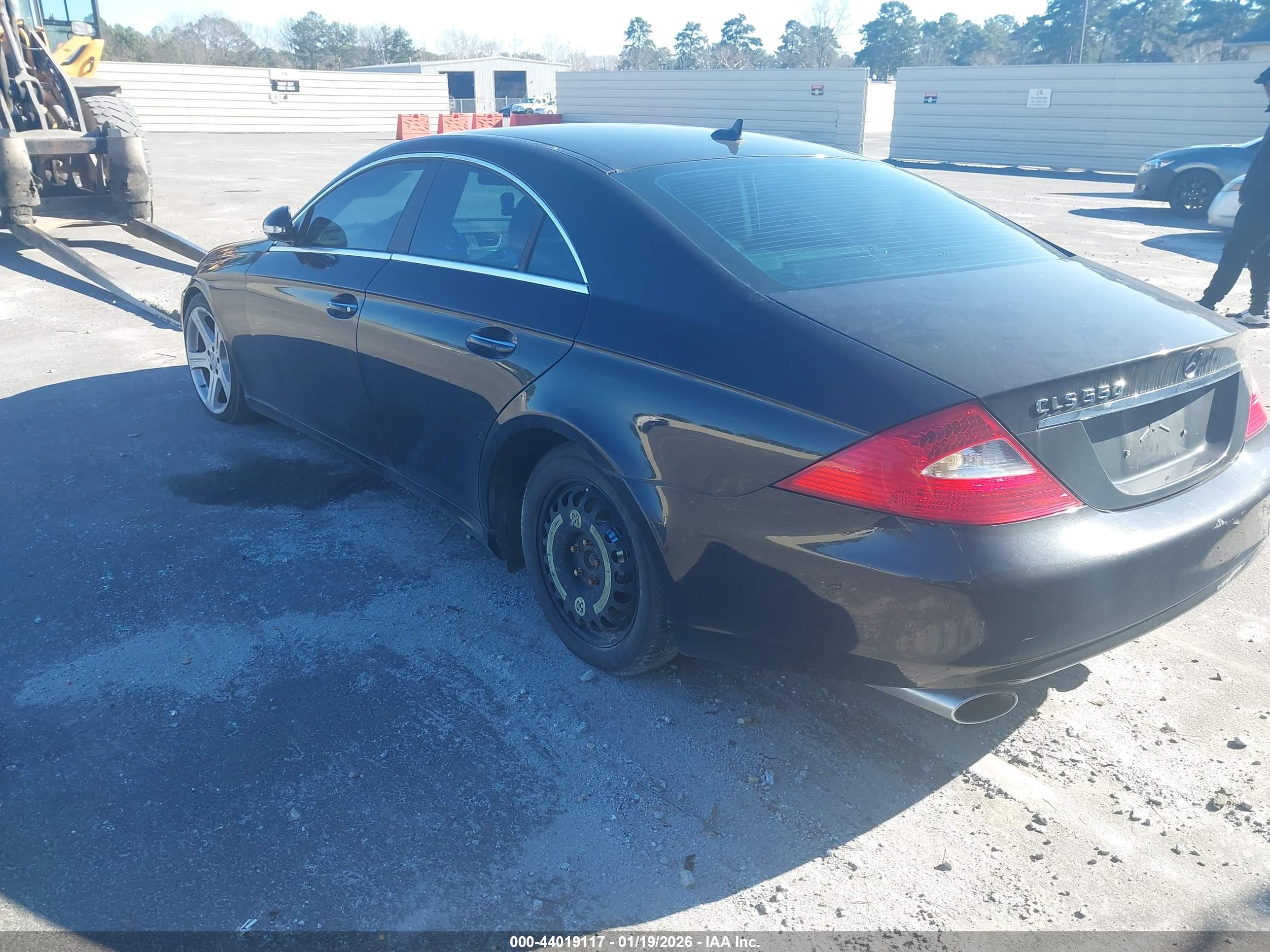 MERCEDES-BENZ CLS image 3