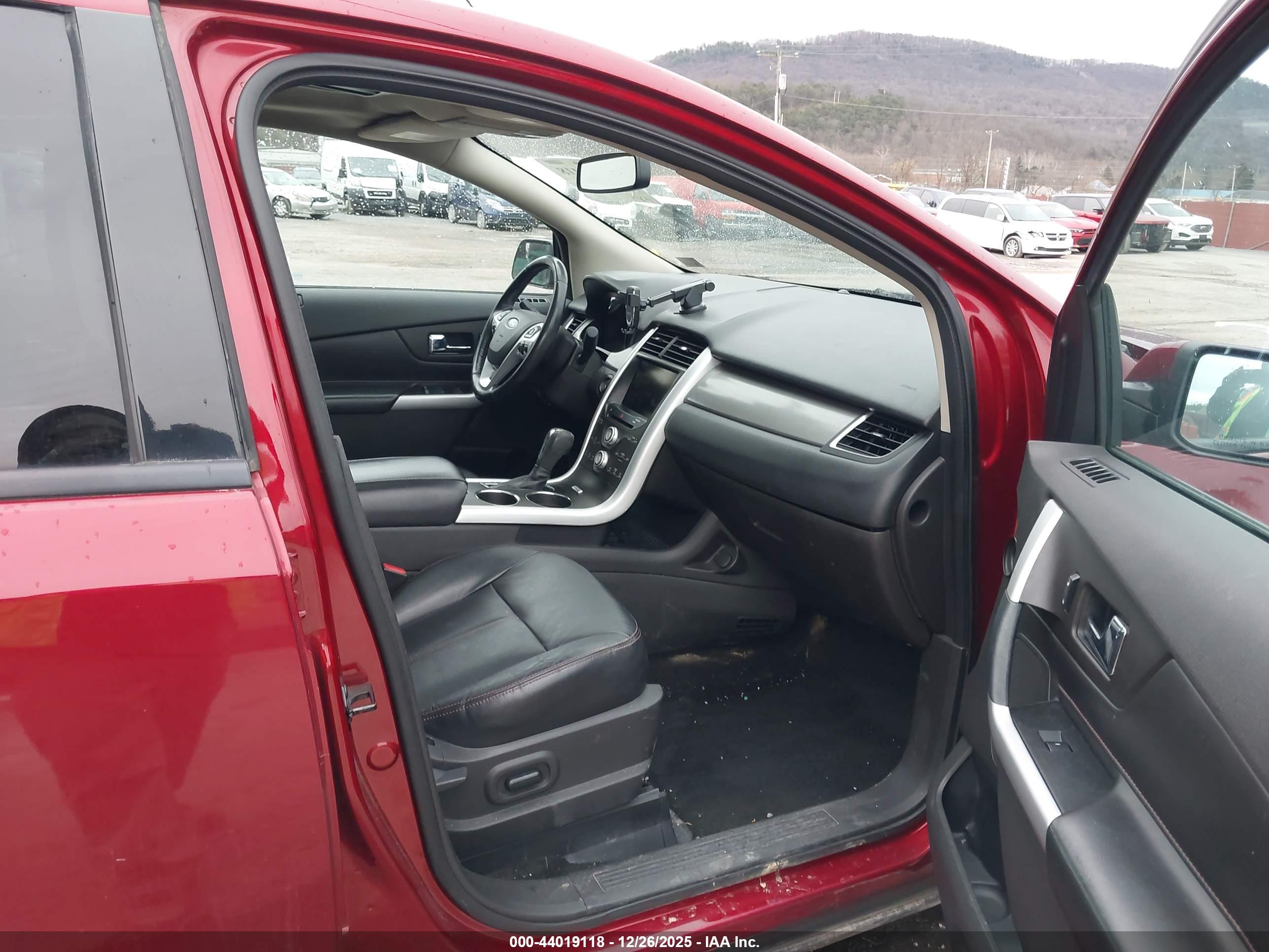 FORD EDGE image 5