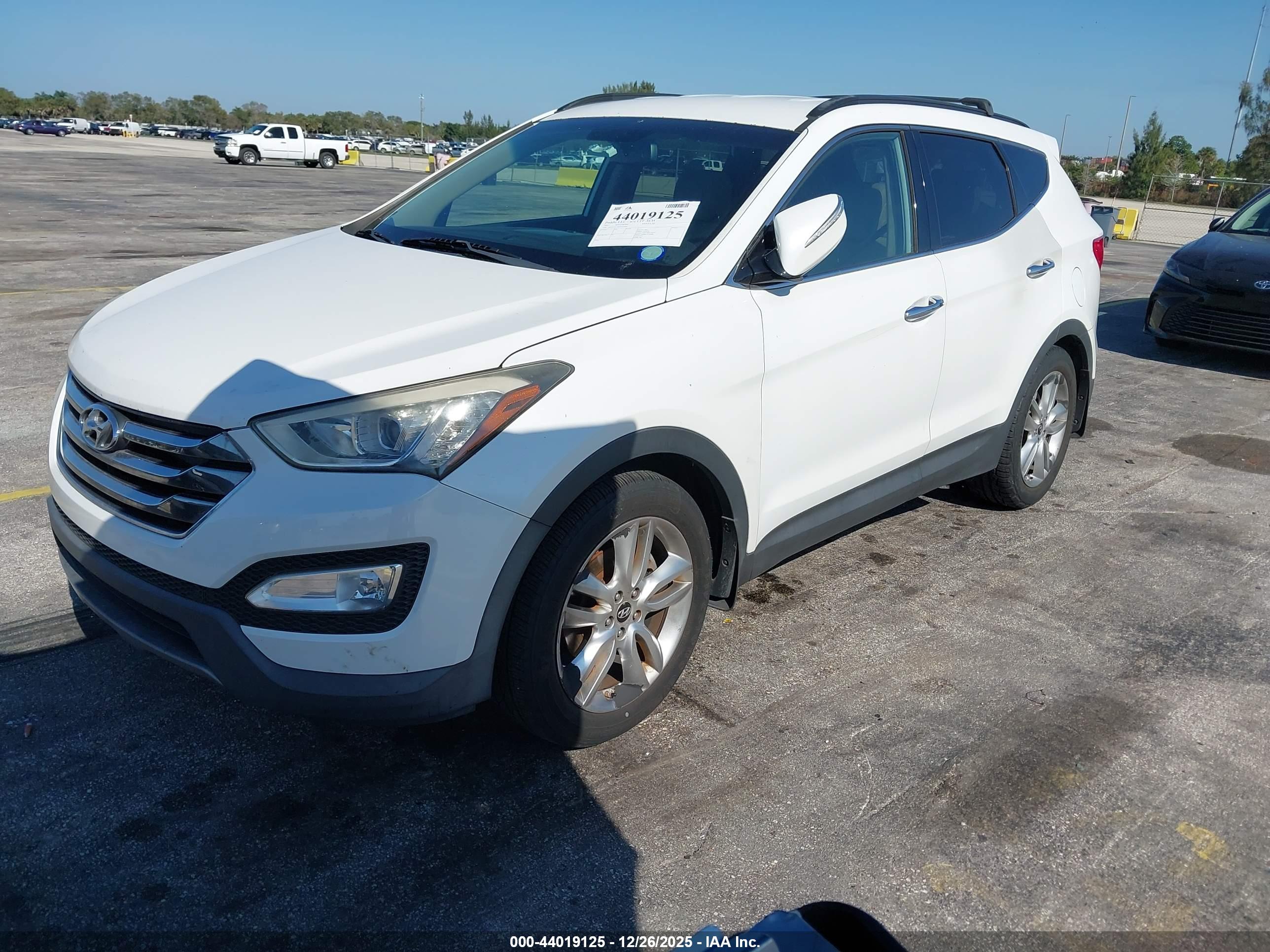 HYUNDAI SANTA image 2