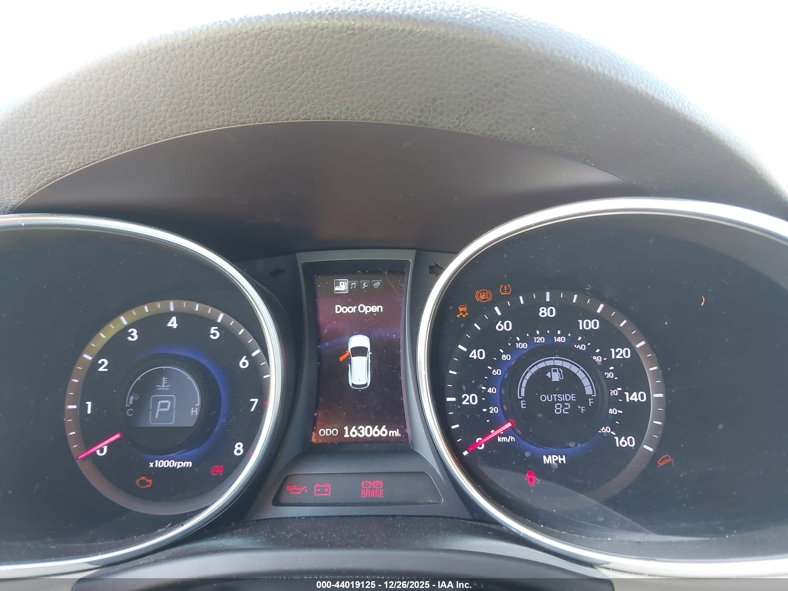 HYUNDAI SANTA image 7