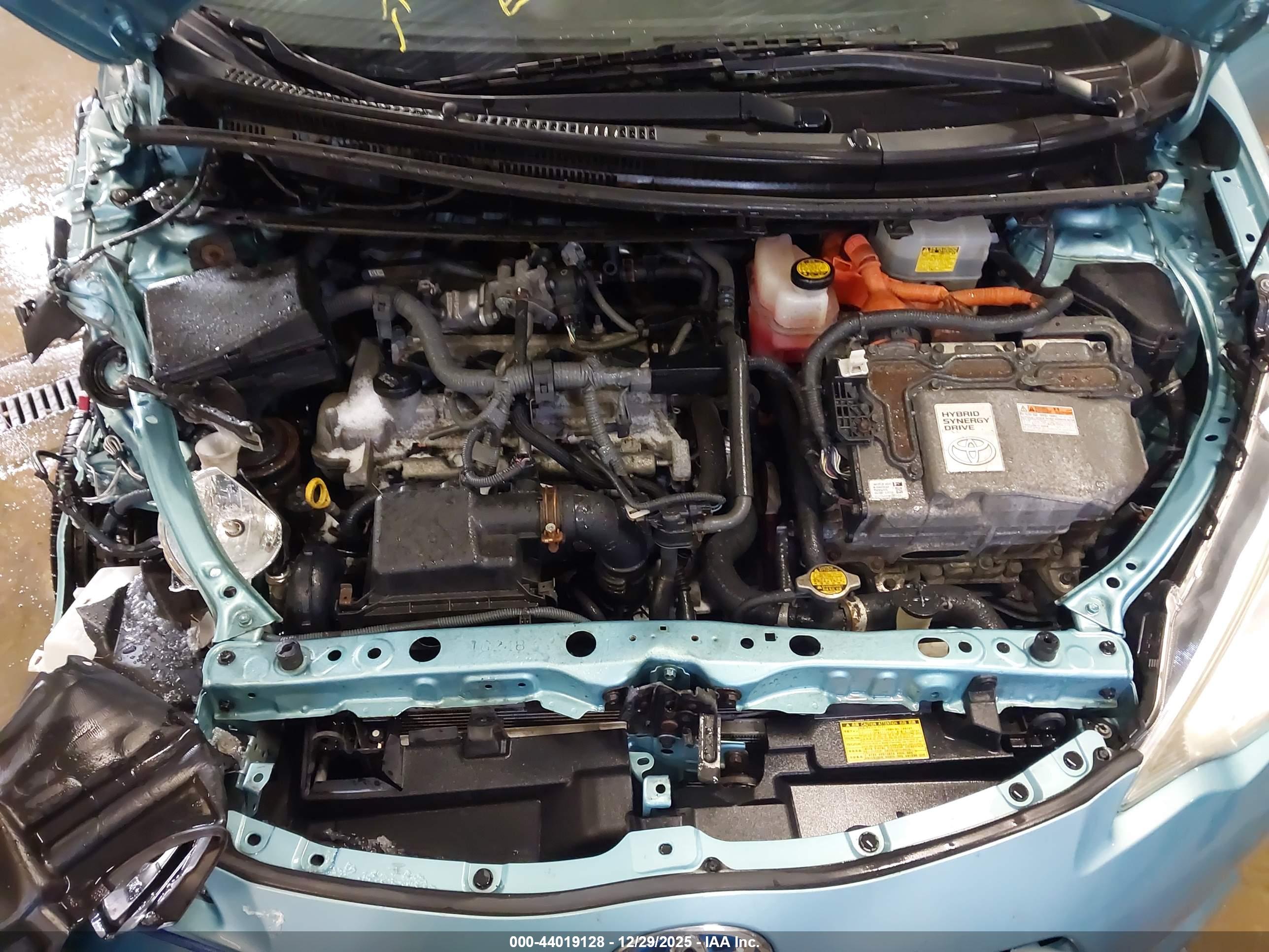 TOYOTA PRIUS image 10