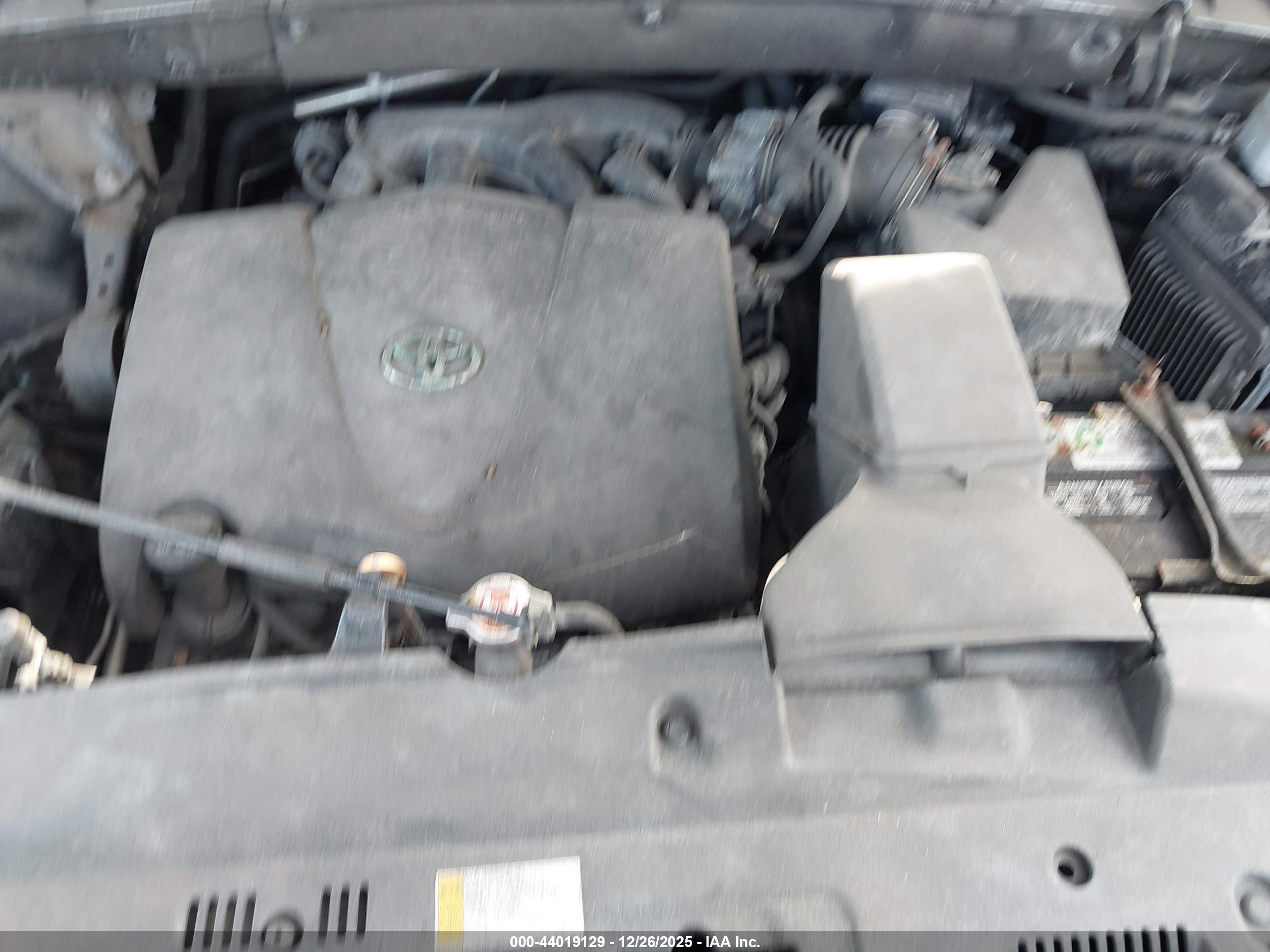 TOYOTA HIGHLANDER image 10