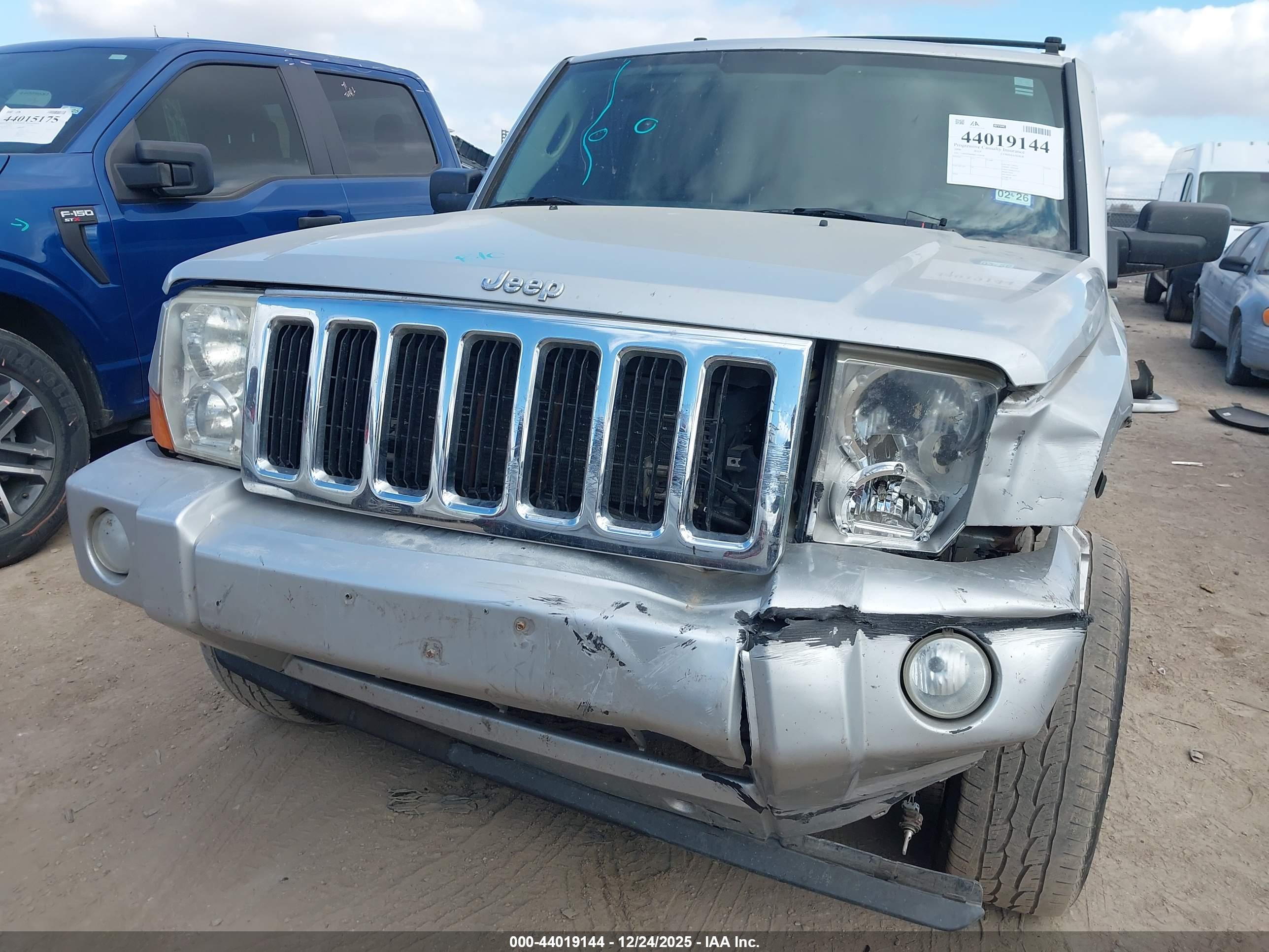 JEEP COMMANDER image 6
