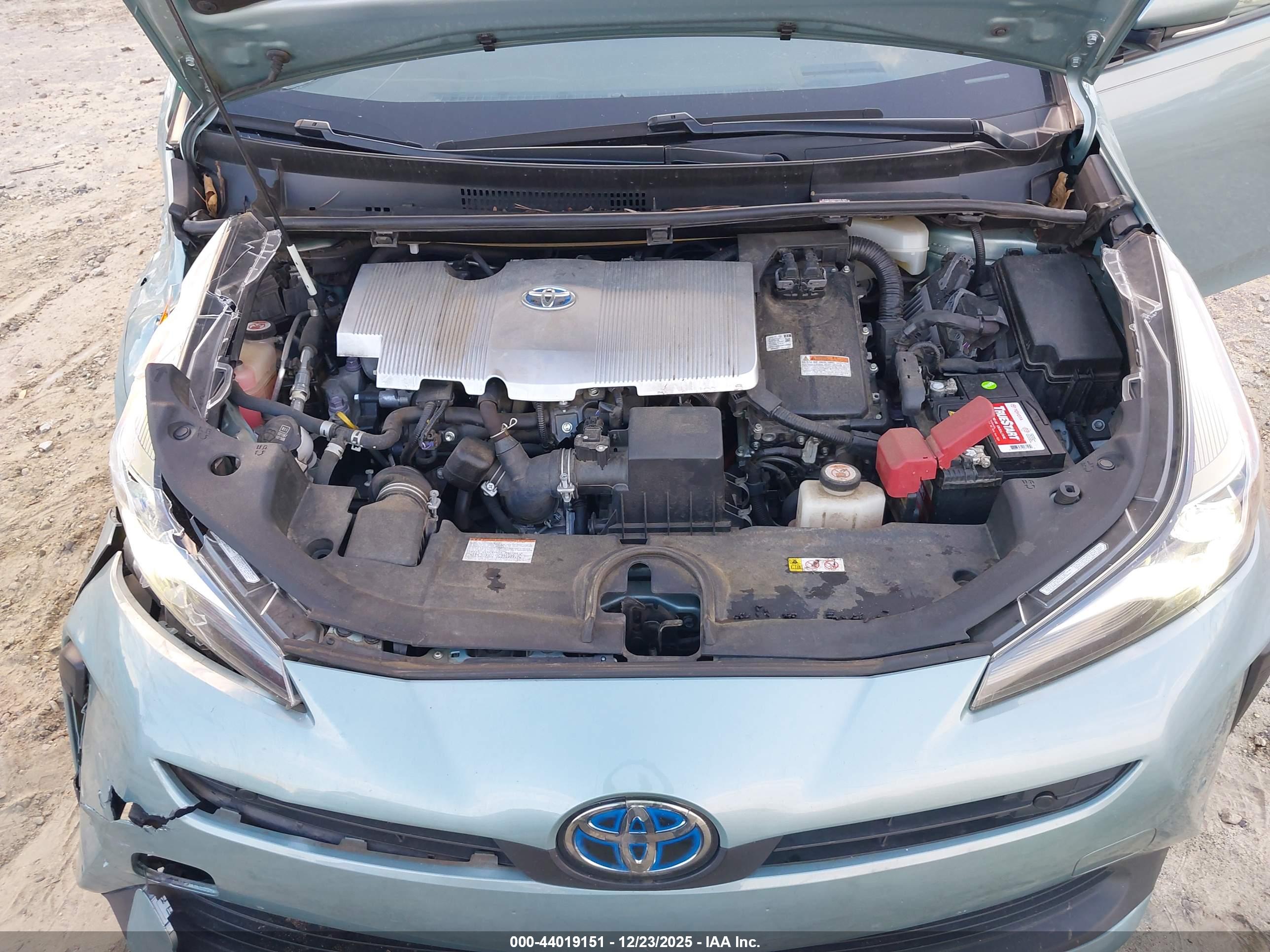 TOYOTA PRIUS image 10