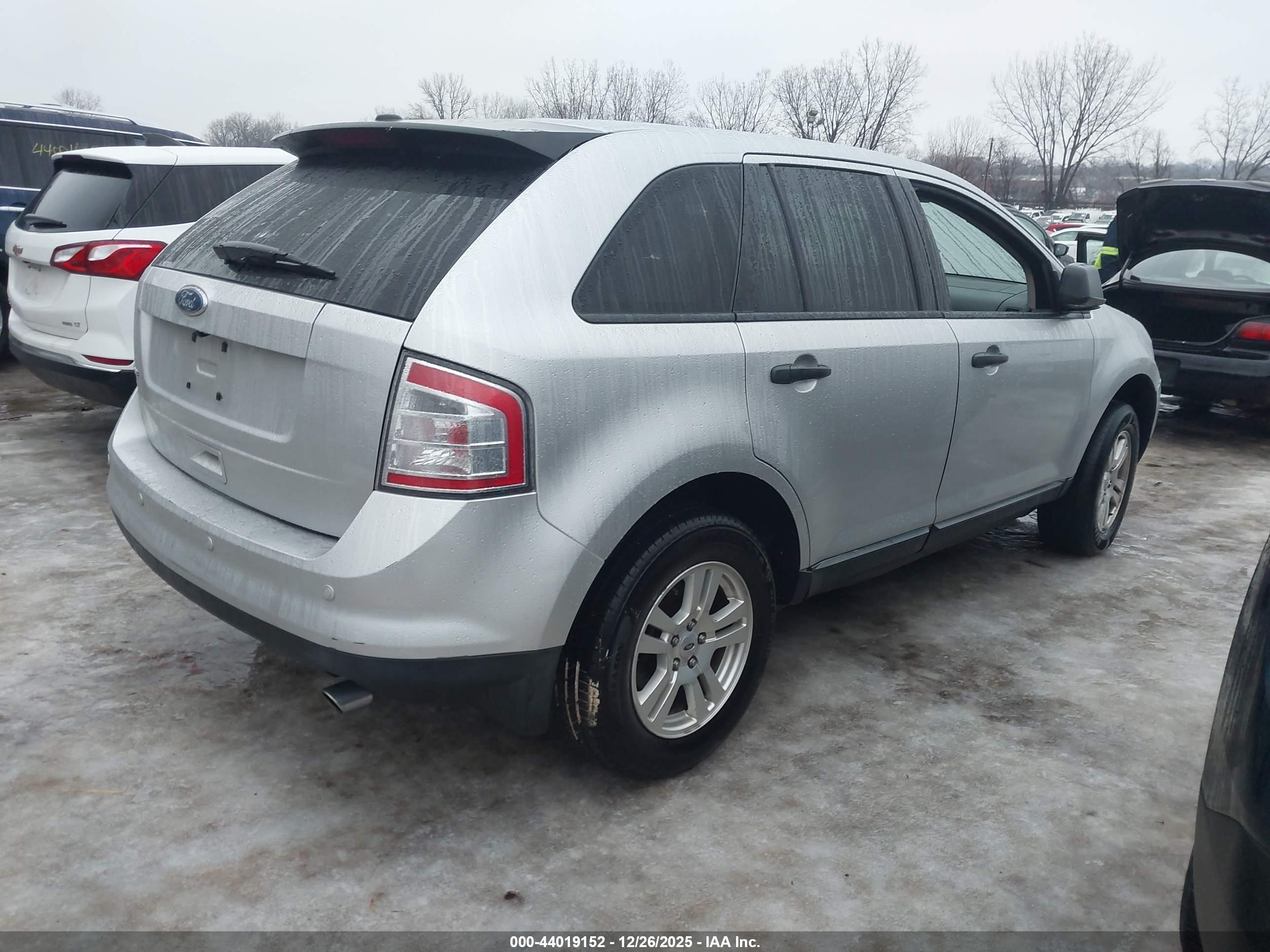 FORD EDGE image 4