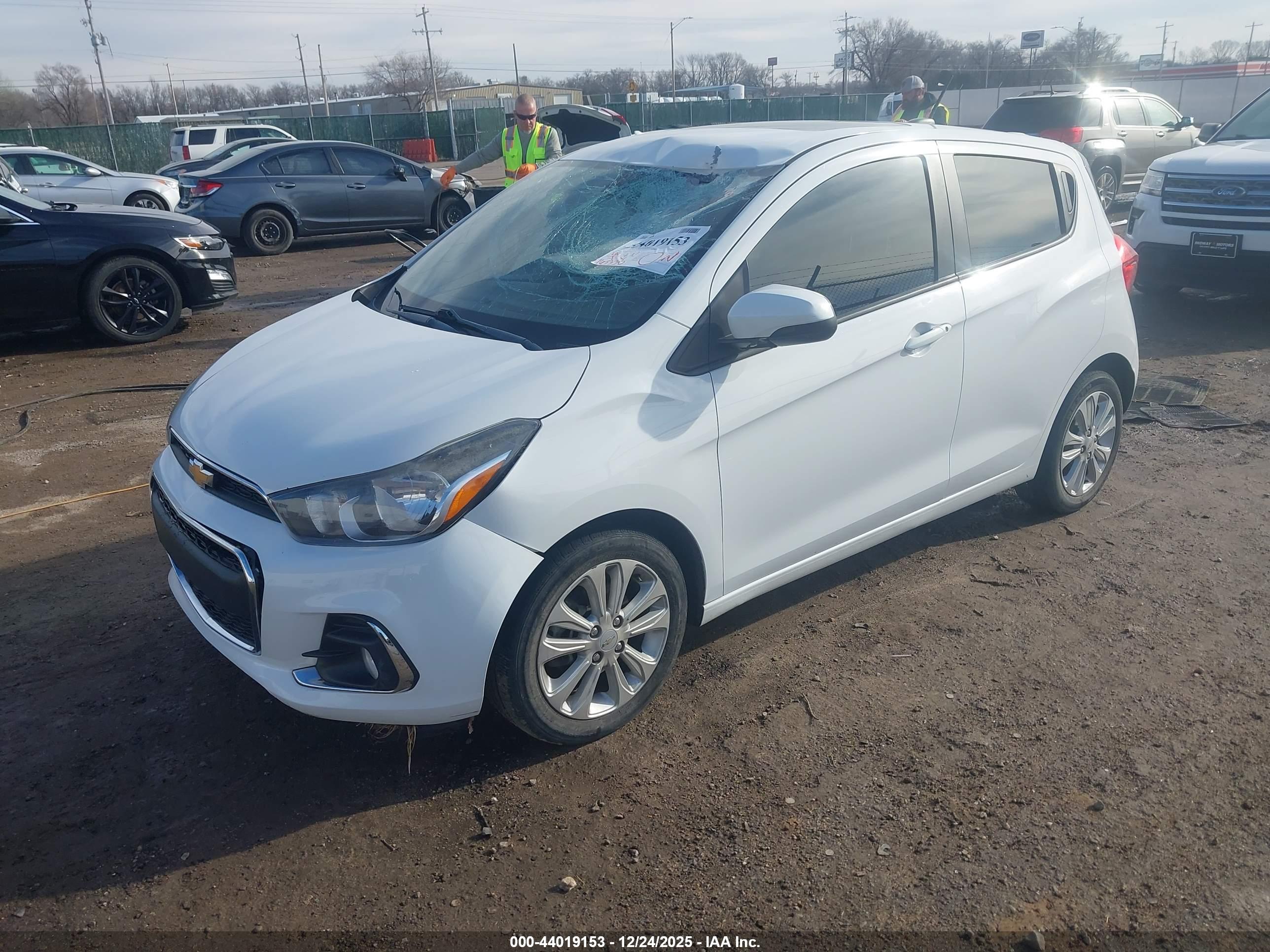 CHEVROLET SPARK image 2