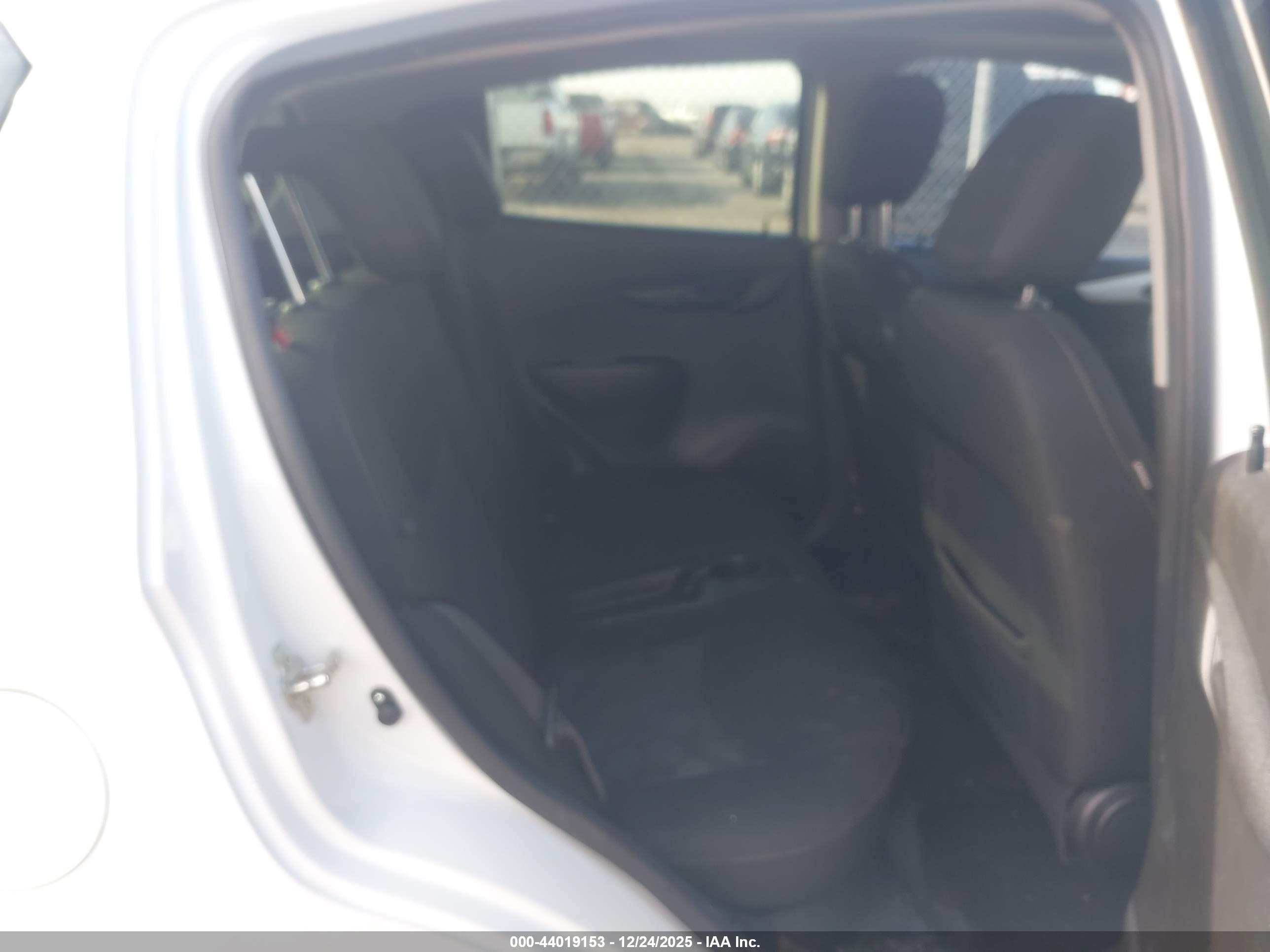 CHEVROLET SPARK image 8