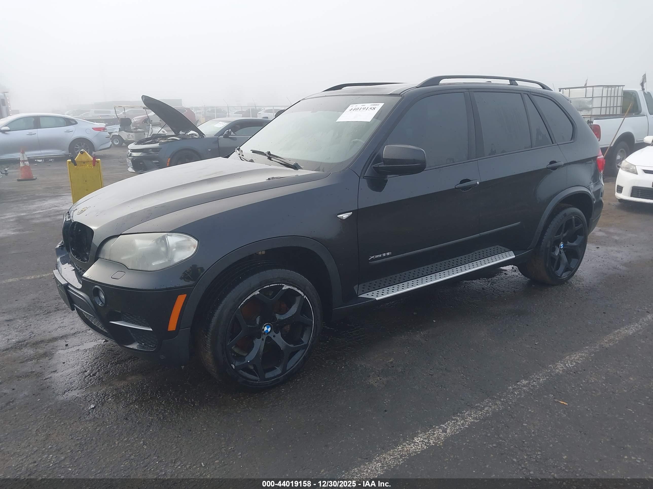 BMW X5 image 2