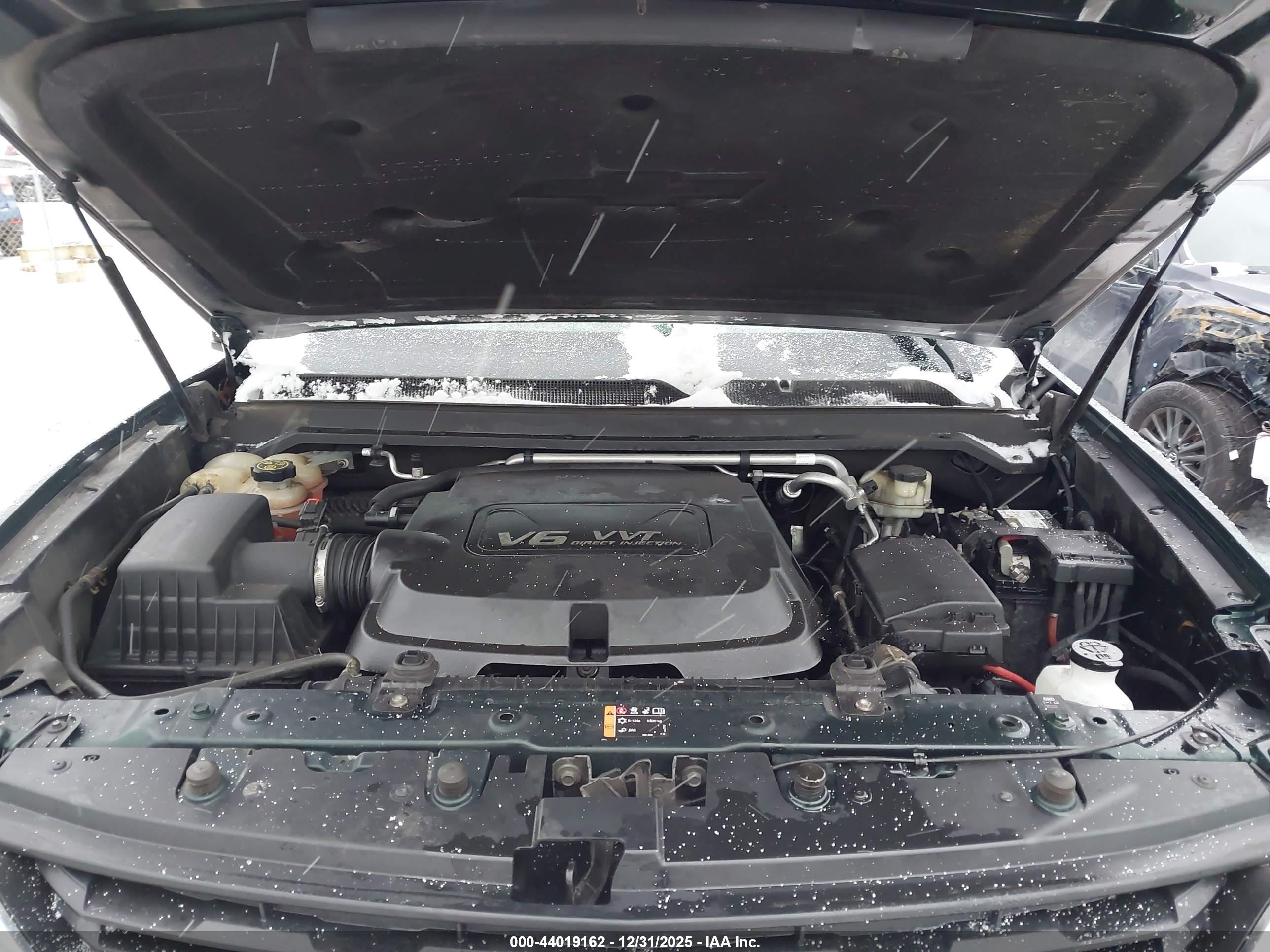 CHEVROLET COLORADO image 10