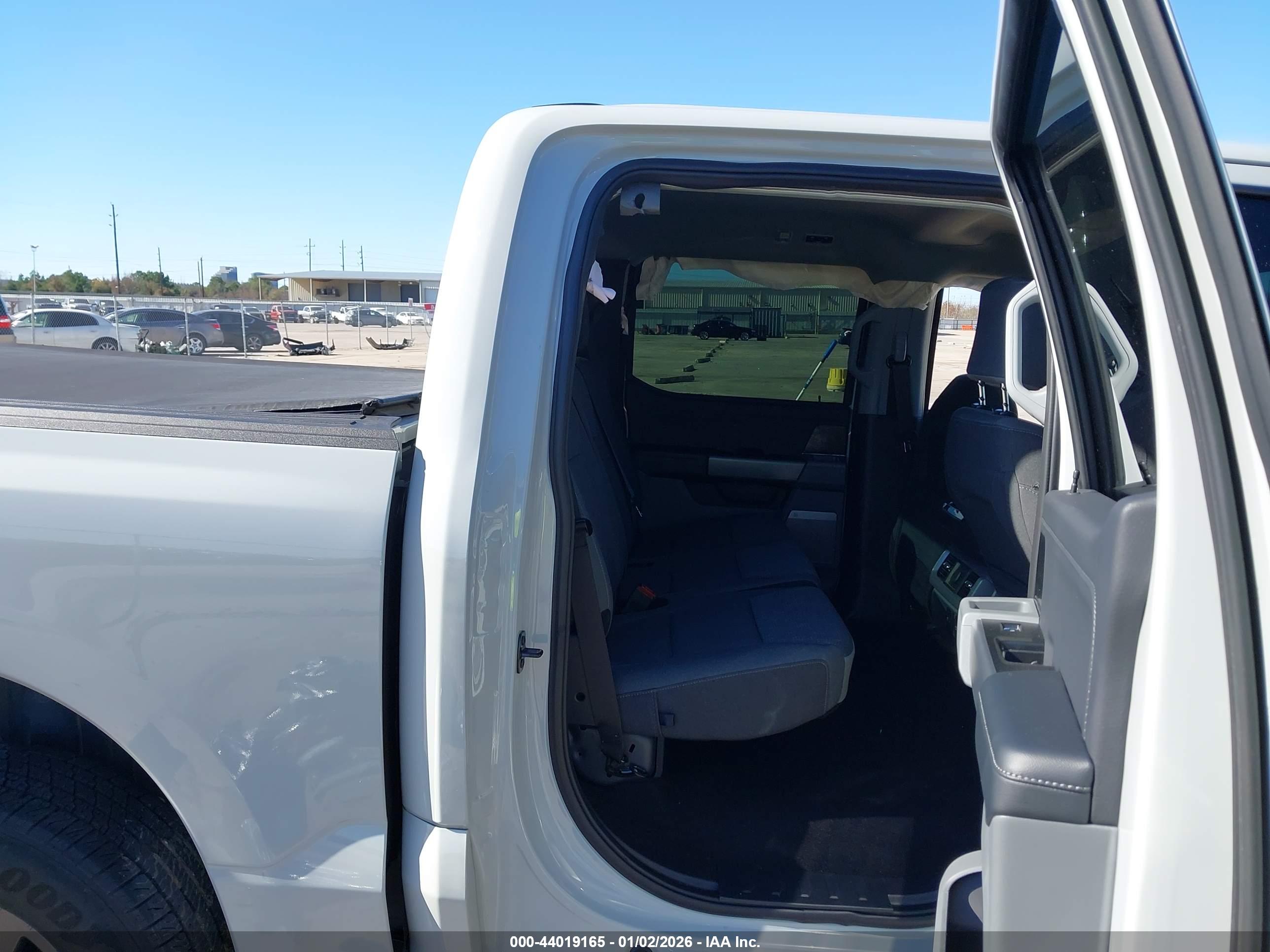 FORD F-150 image 8