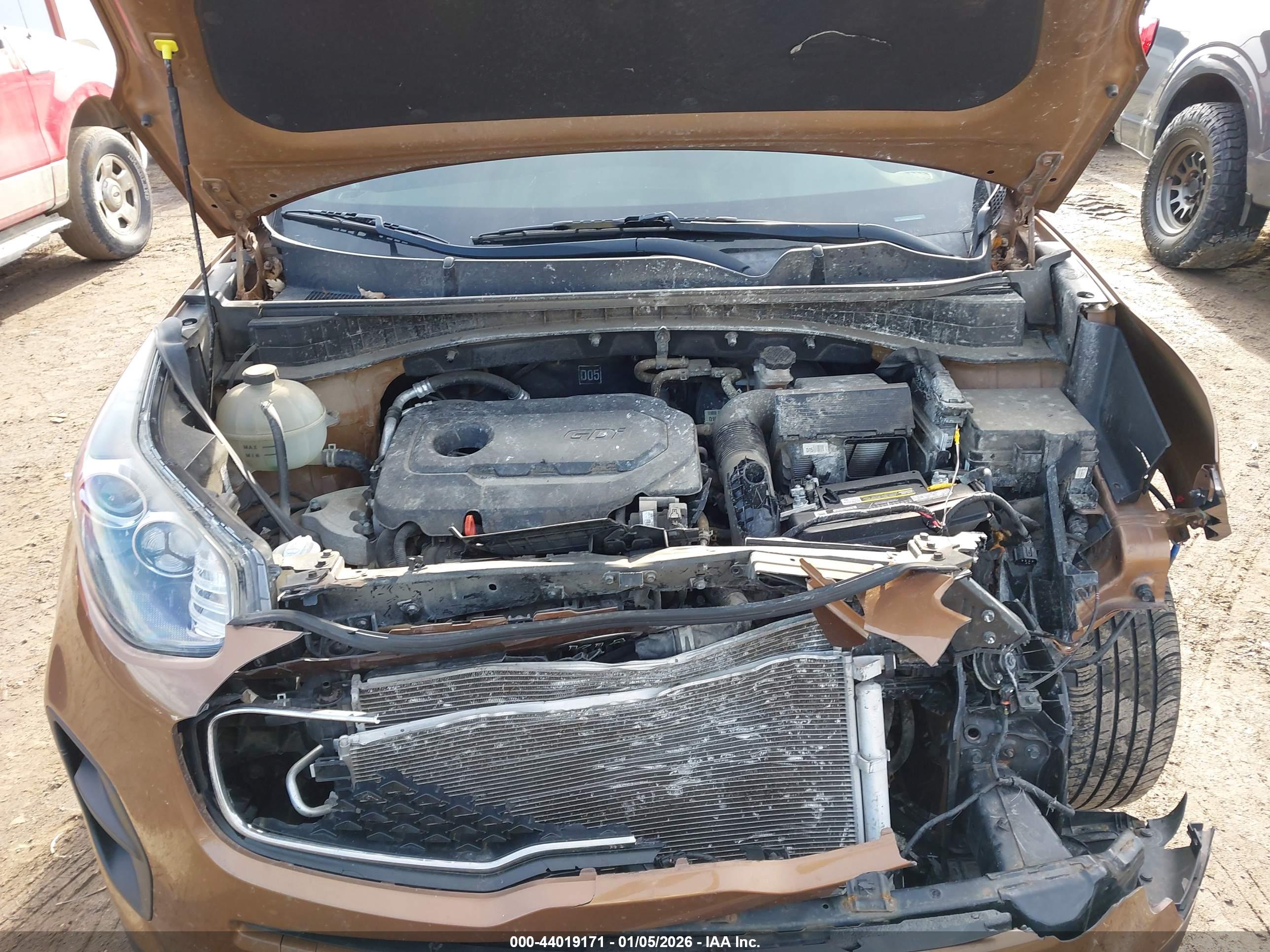 KIA SPORTAGE image 10