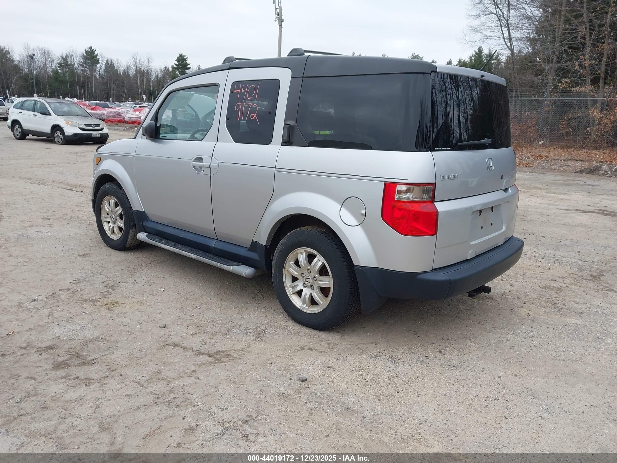 HONDA ELEMENT image 3