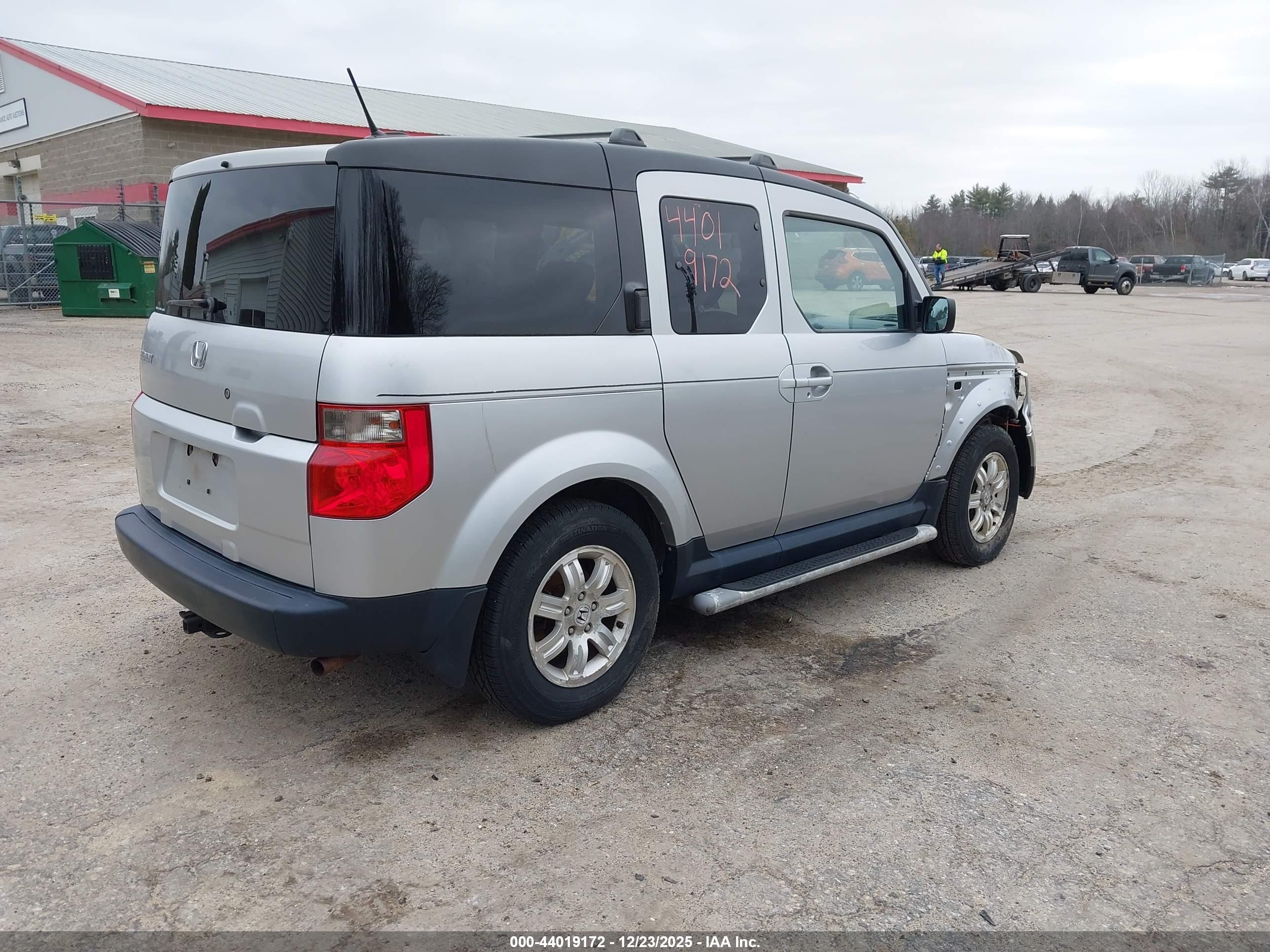 HONDA ELEMENT image 4