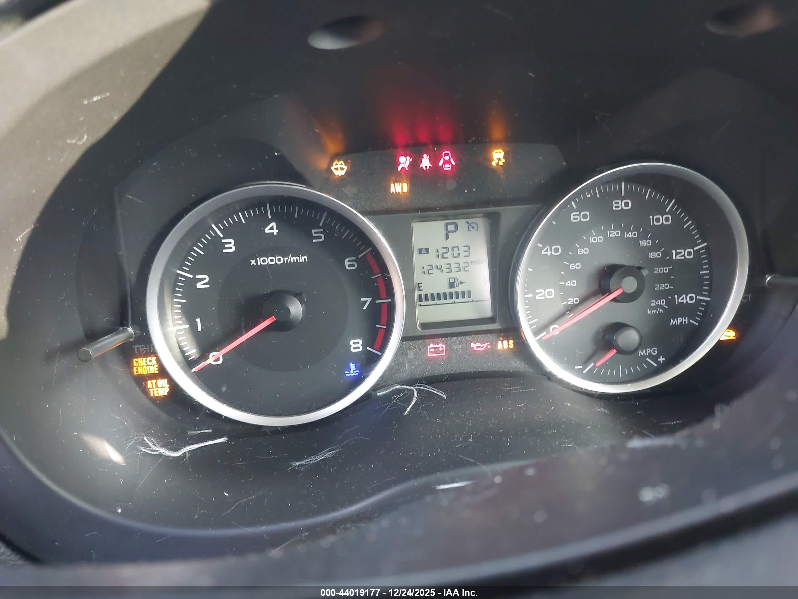 SUBARU FORESTER image 7