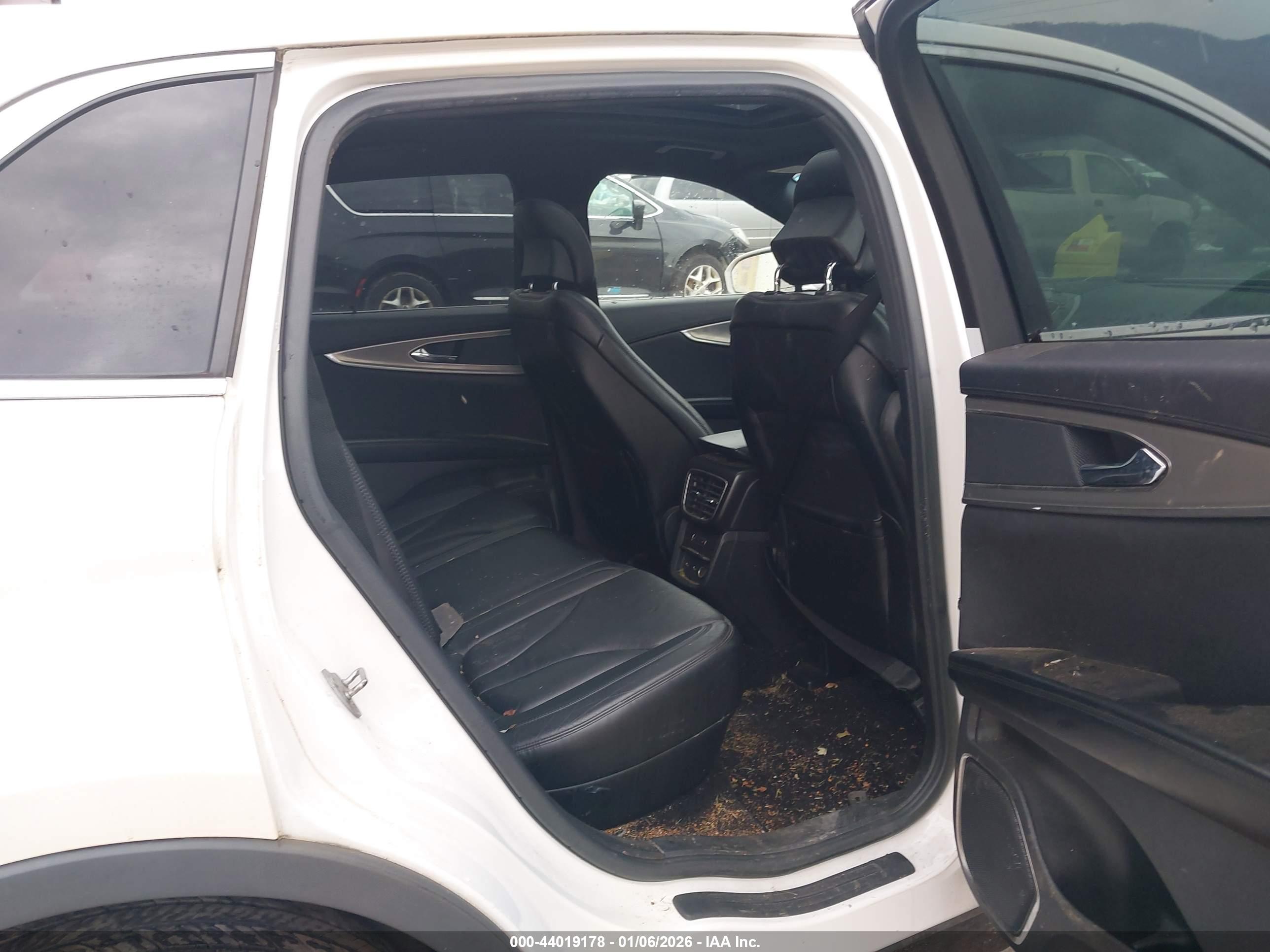 LINCOLN MKX image 8
