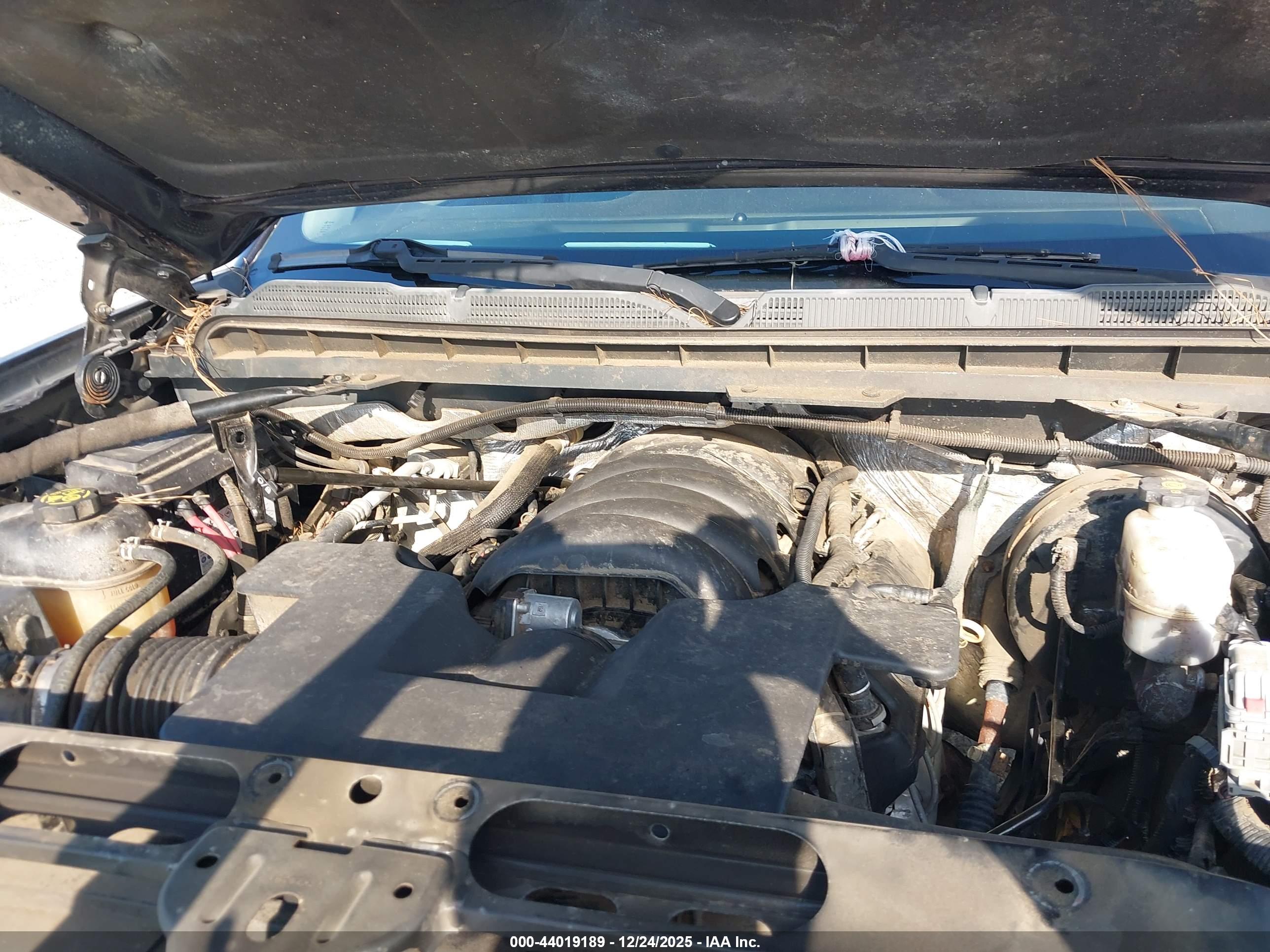 CHEVROLET SILVERADO image 10