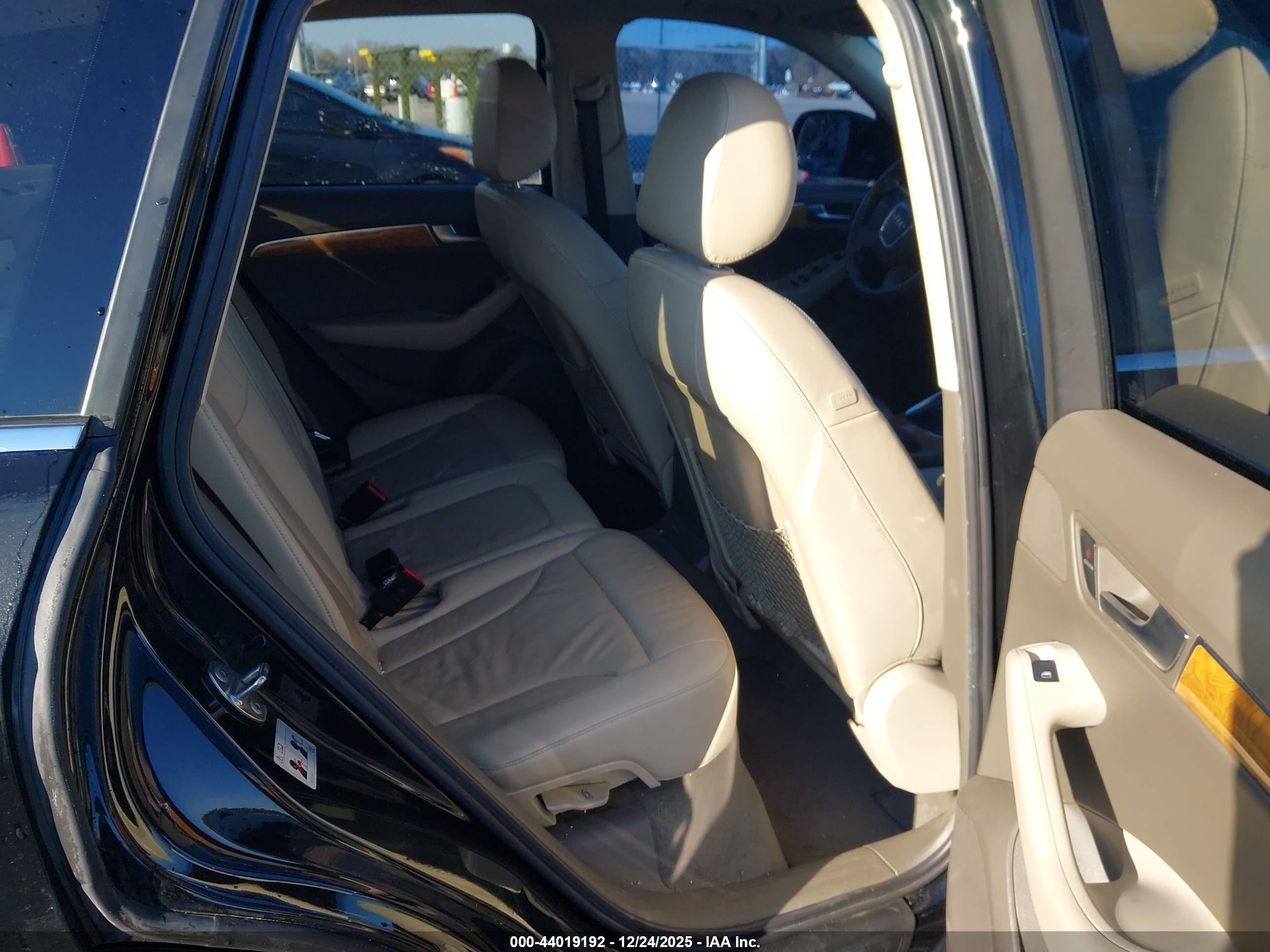 AUDI Q5 image 8