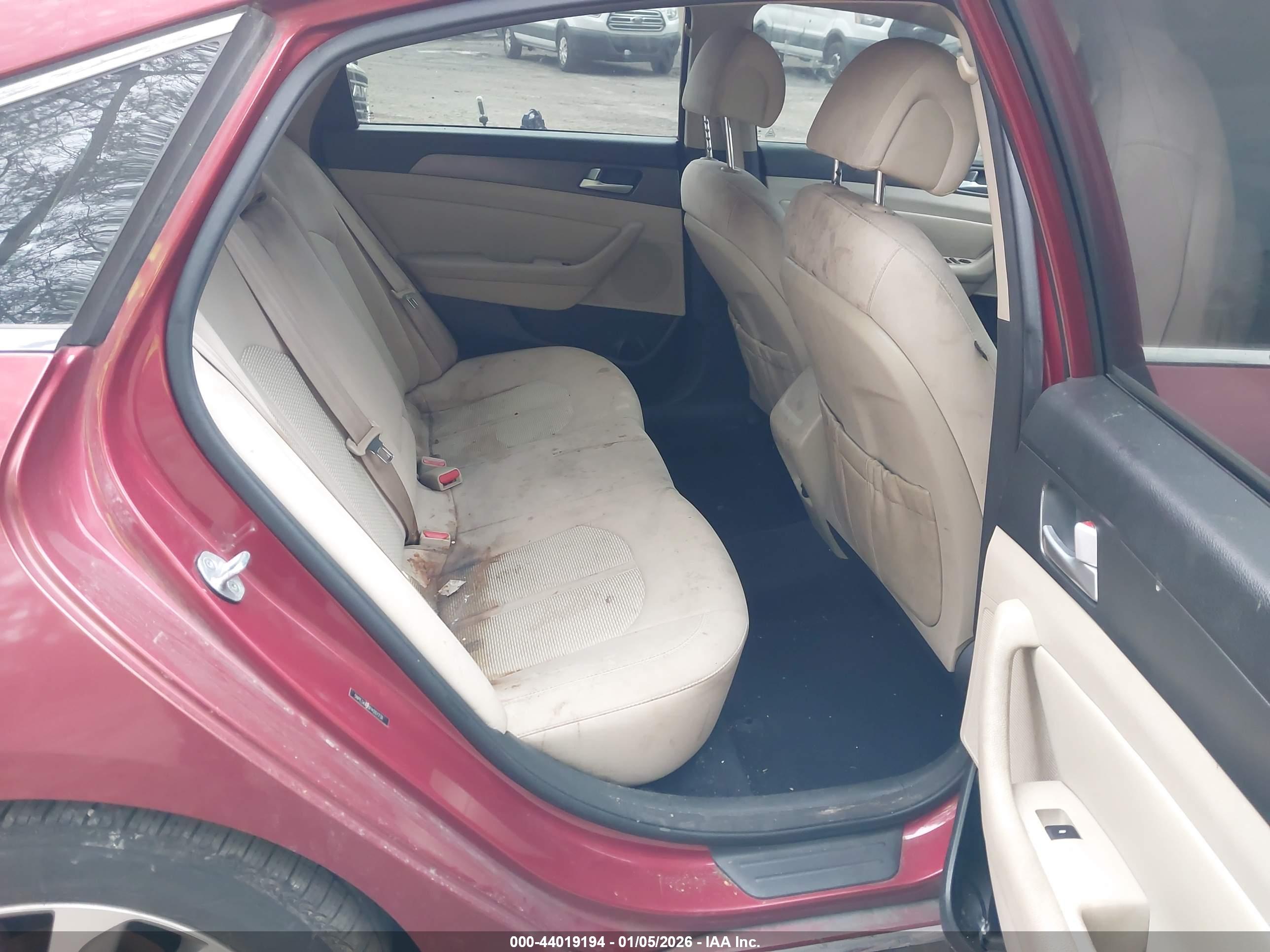 HYUNDAI SONATA image 8