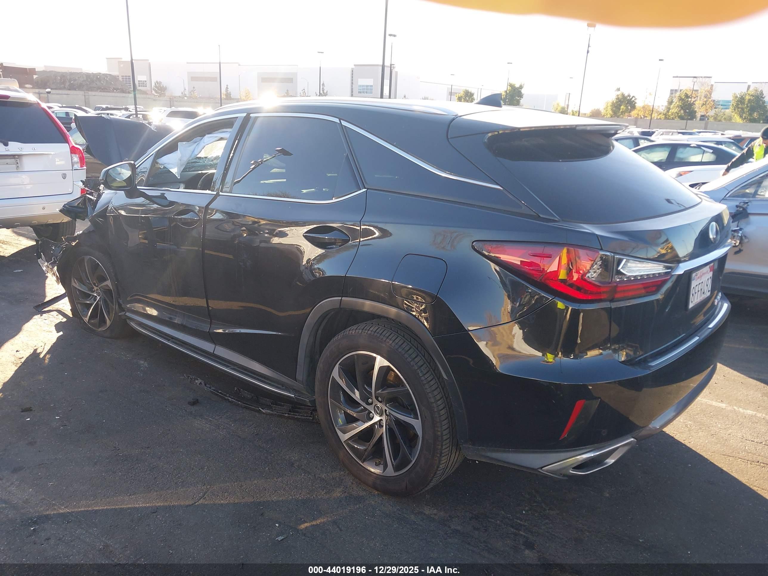 LEXUS RX image 3