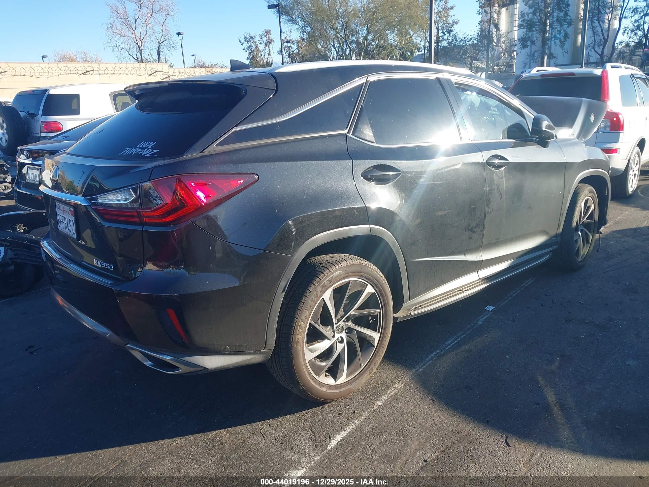 LEXUS RX image 4