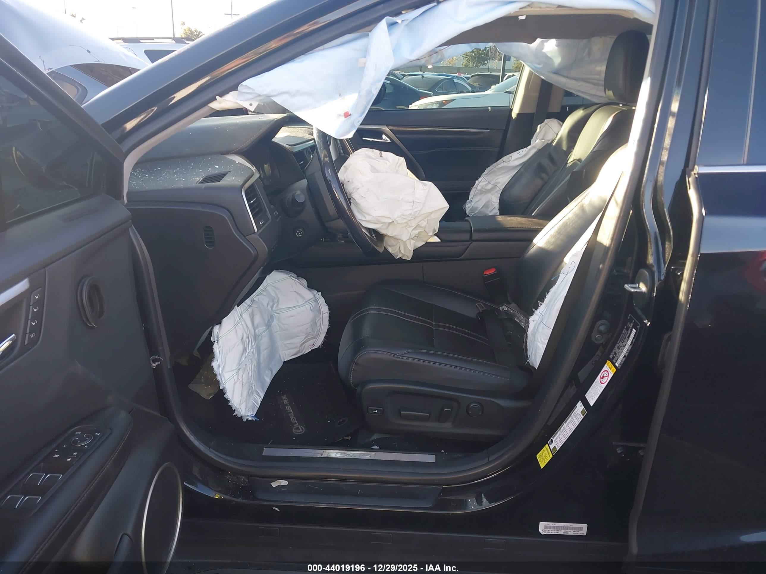 LEXUS RX image 5