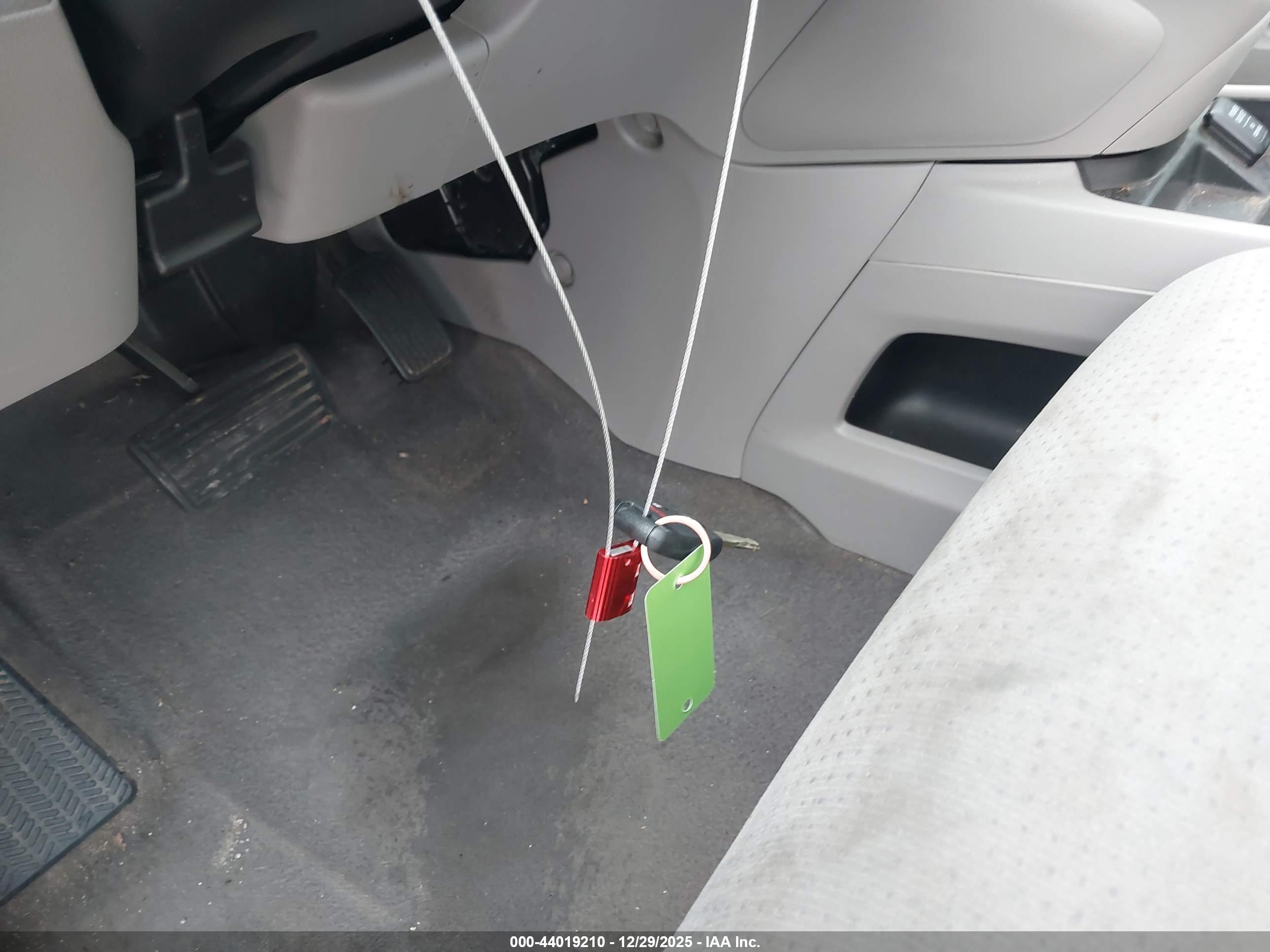 HONDA CR-V image 11