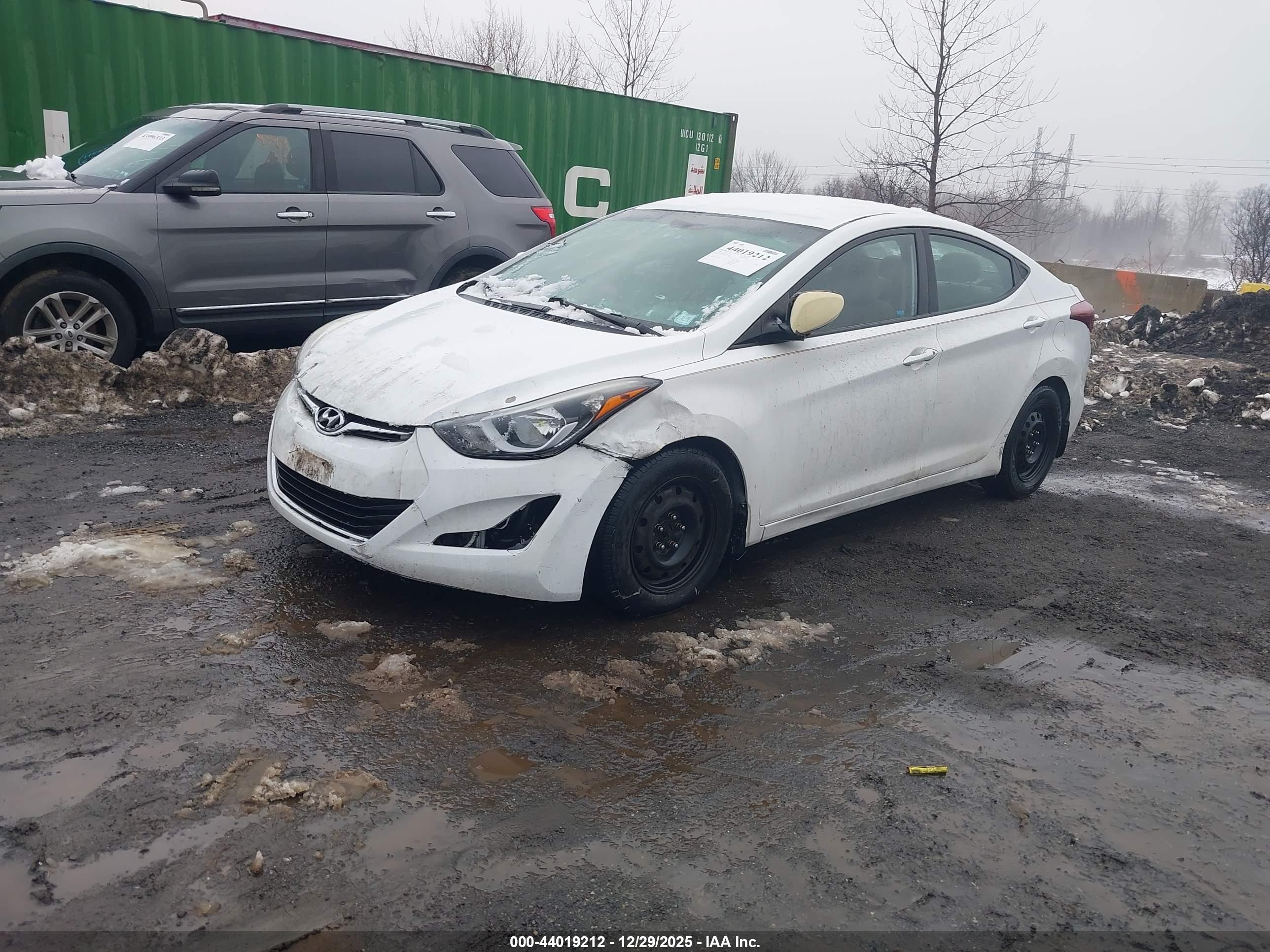 HYUNDAI ELANTRA image 2