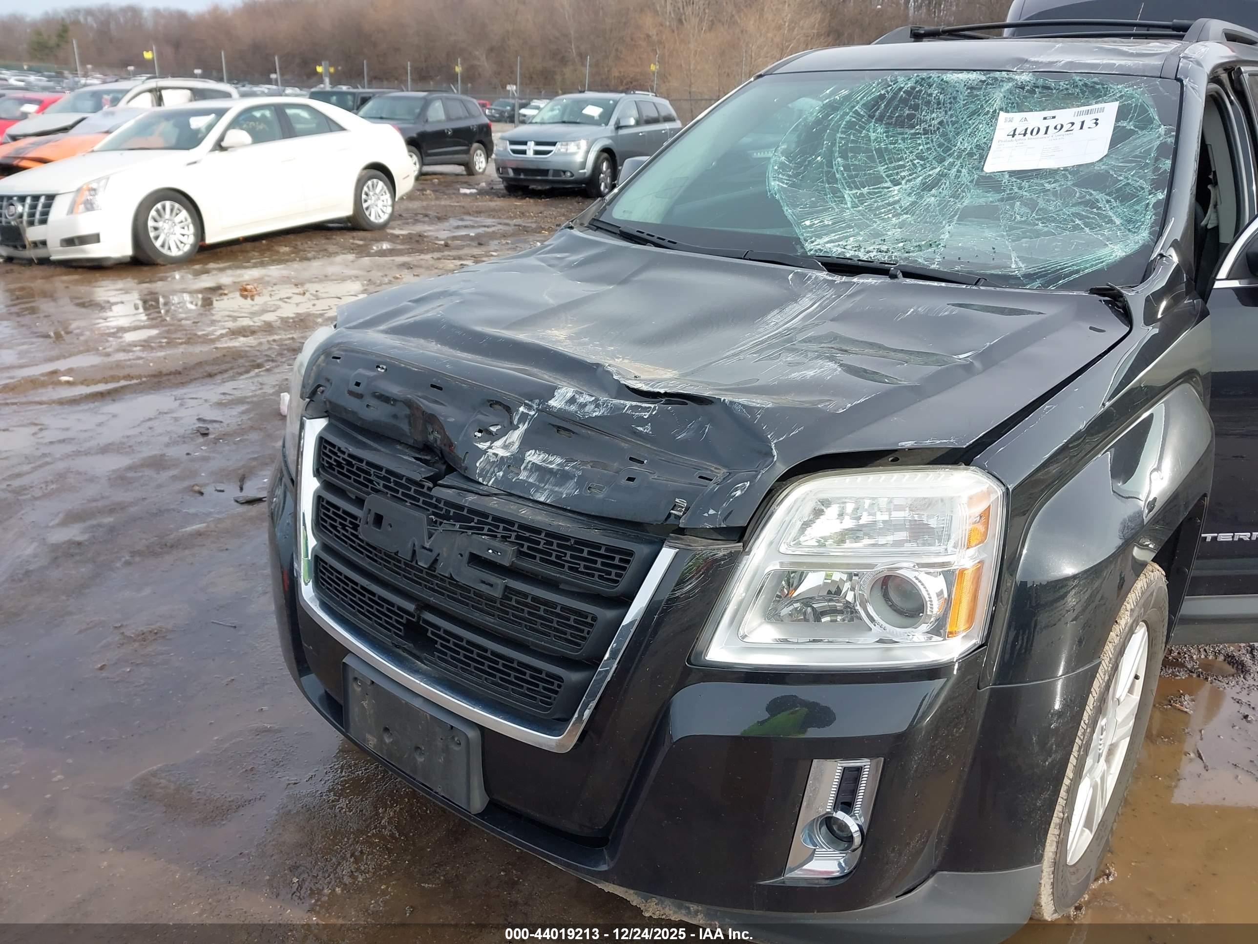 GMC TERRAIN image 6