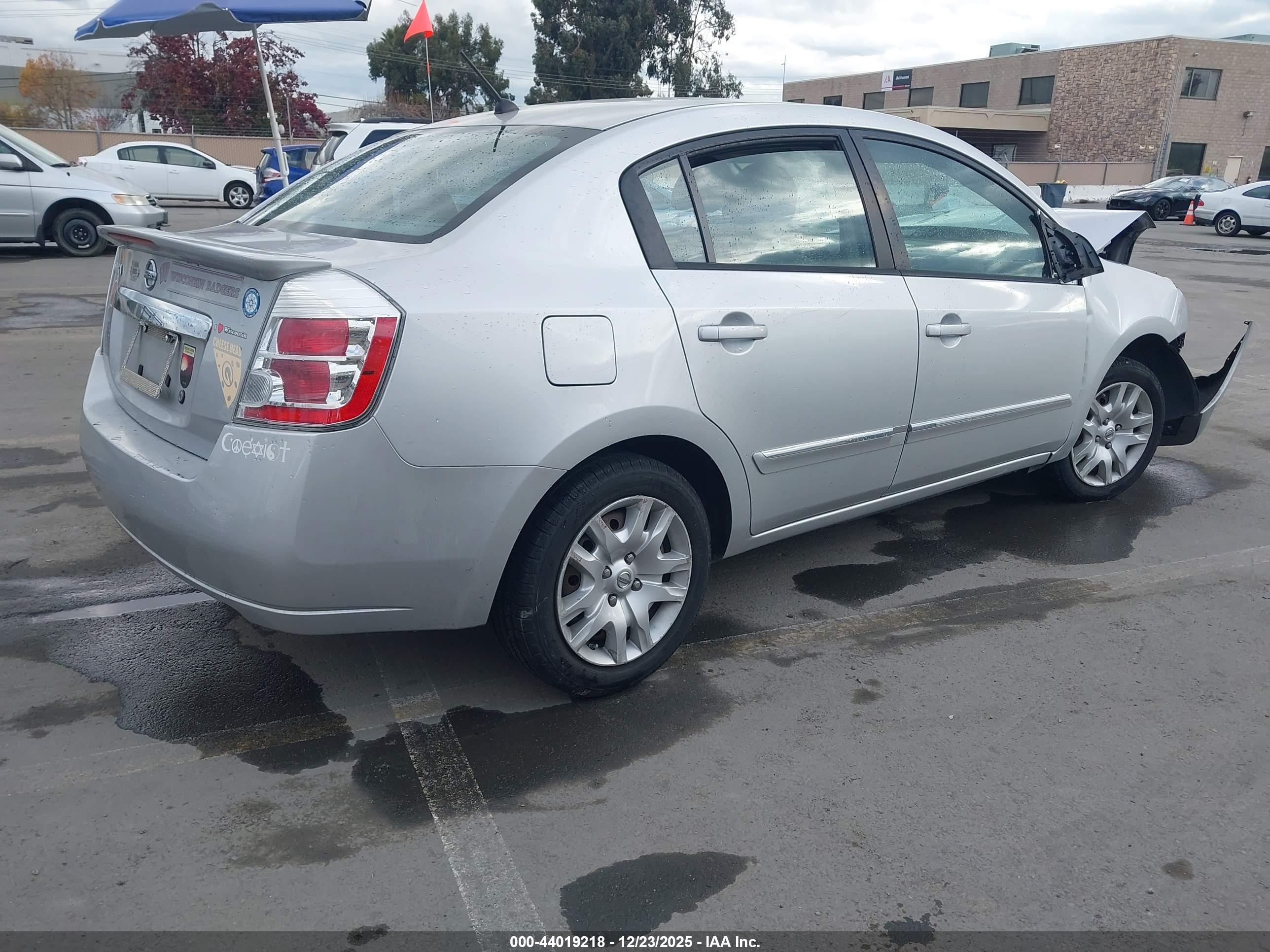 NISSAN SENTRA image 4