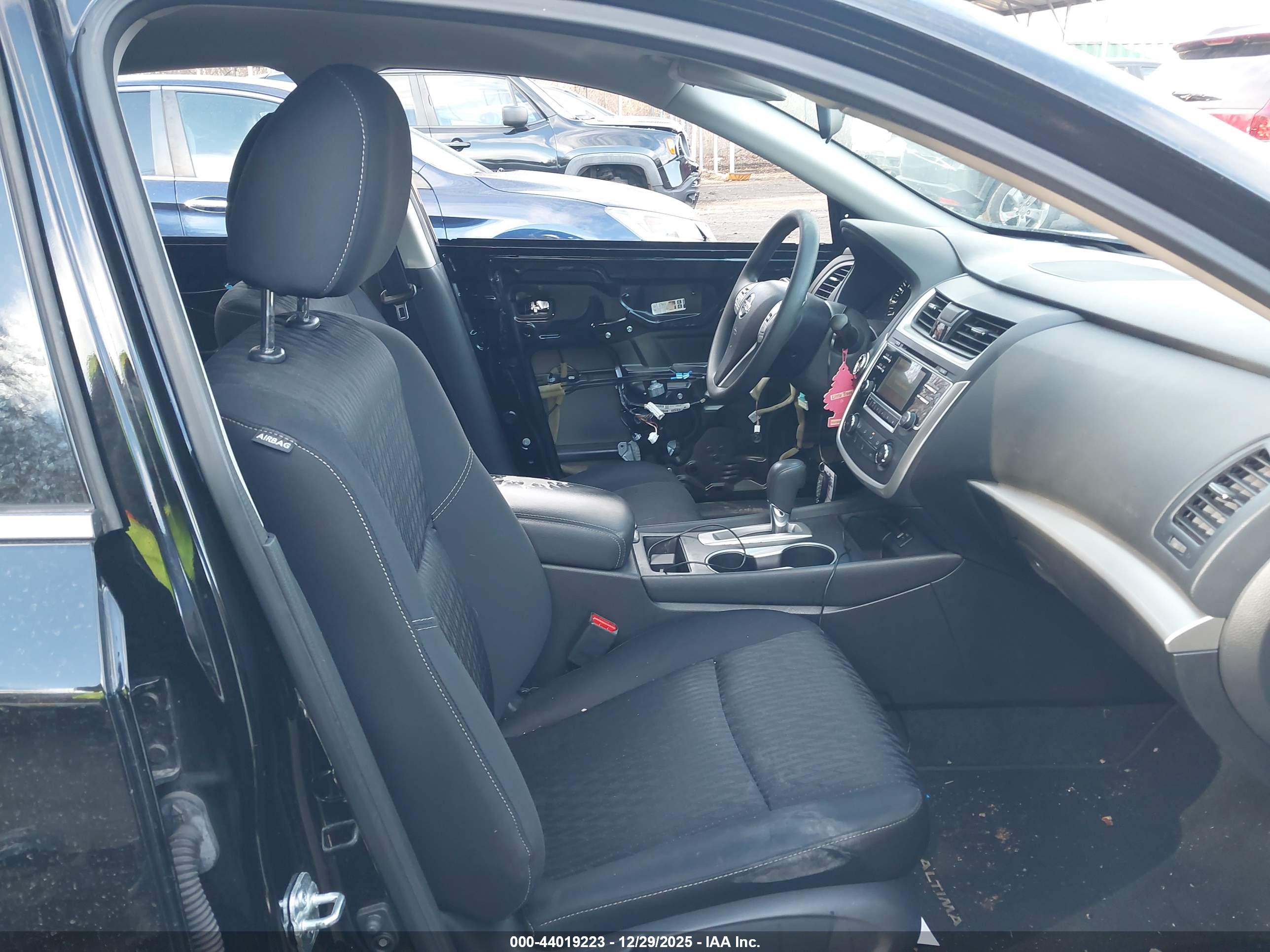 NISSAN ALTIMA image 5