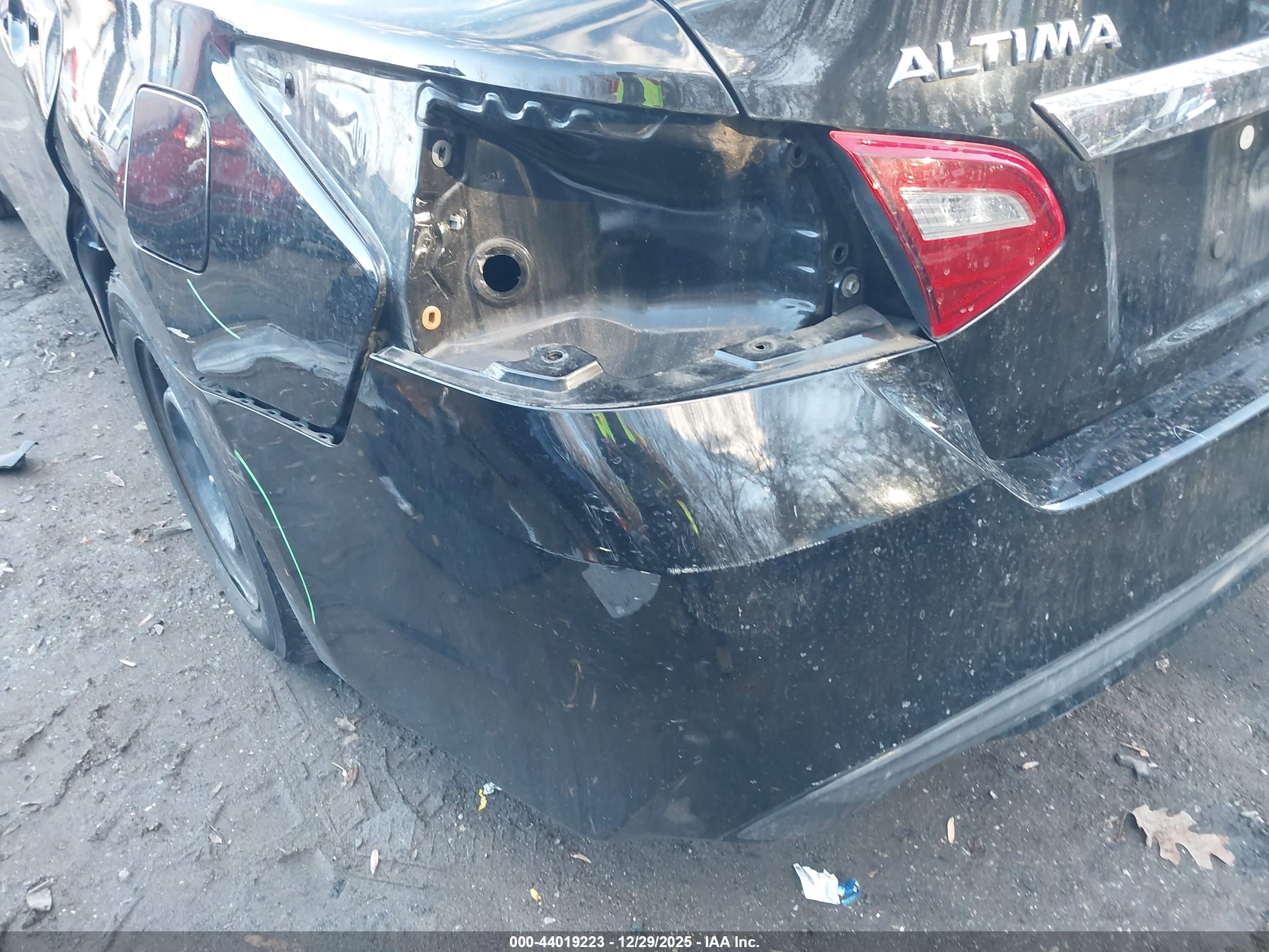 NISSAN ALTIMA image 6
