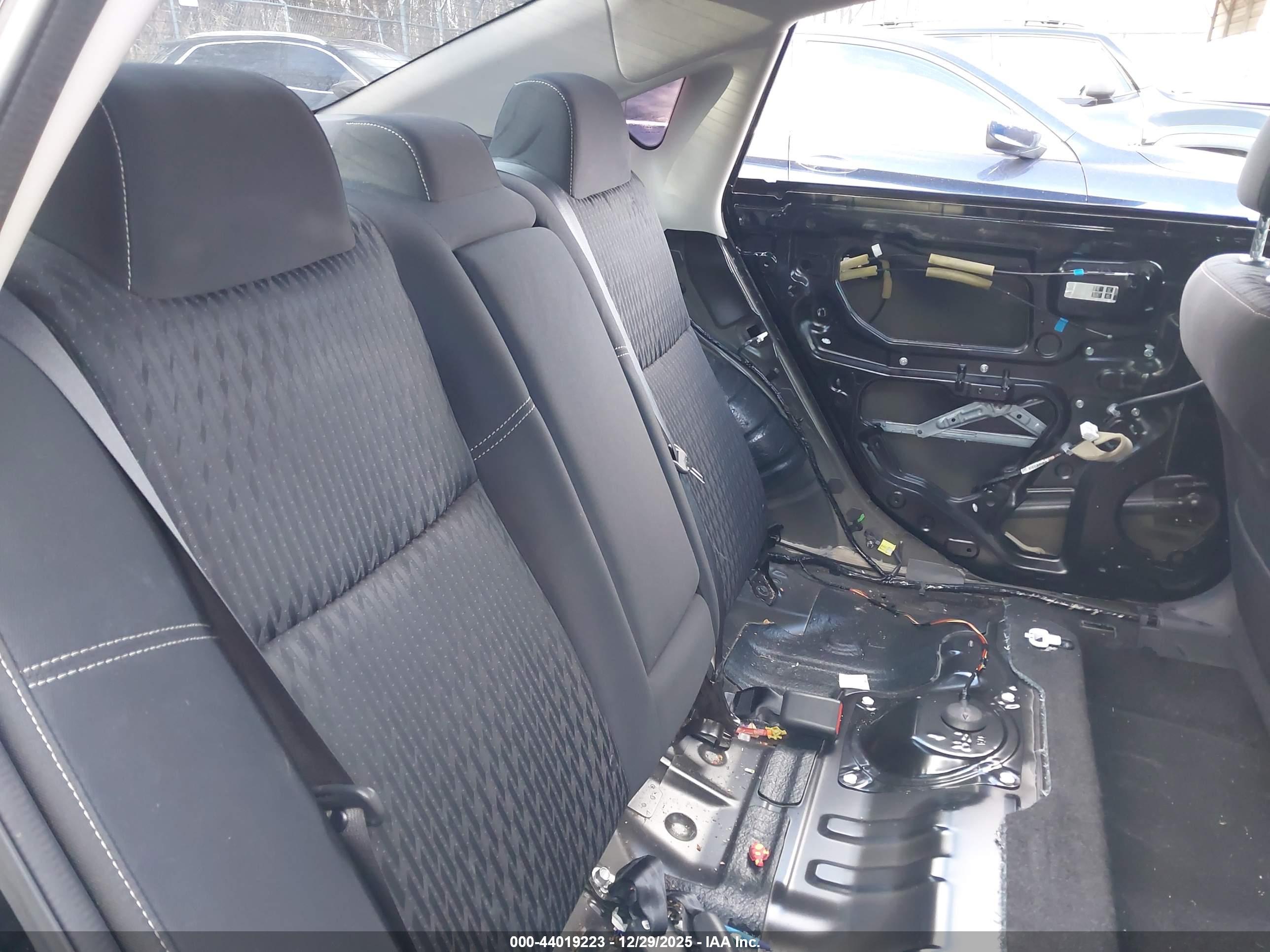 NISSAN ALTIMA image 8