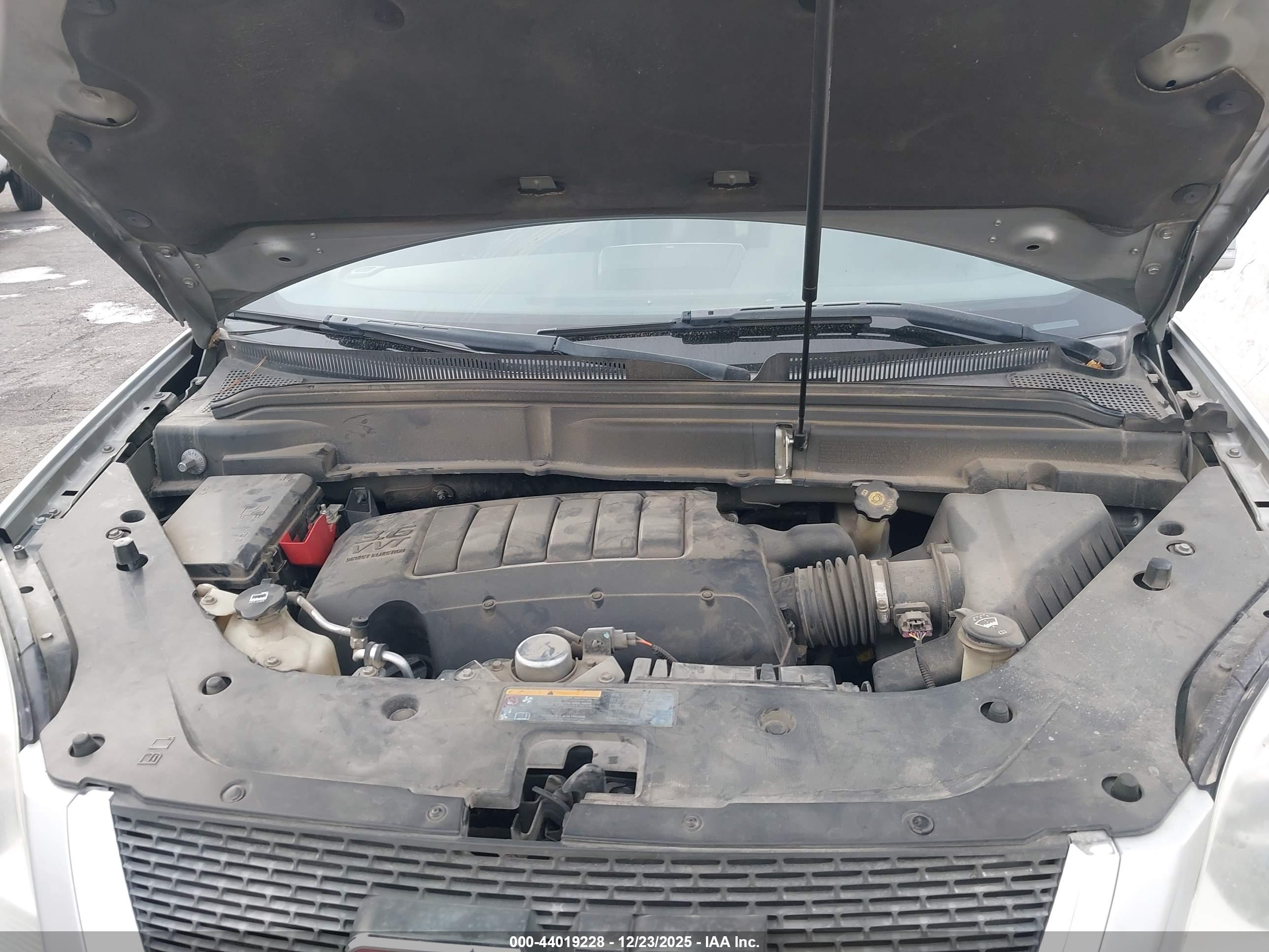 GMC ACADIA image 10