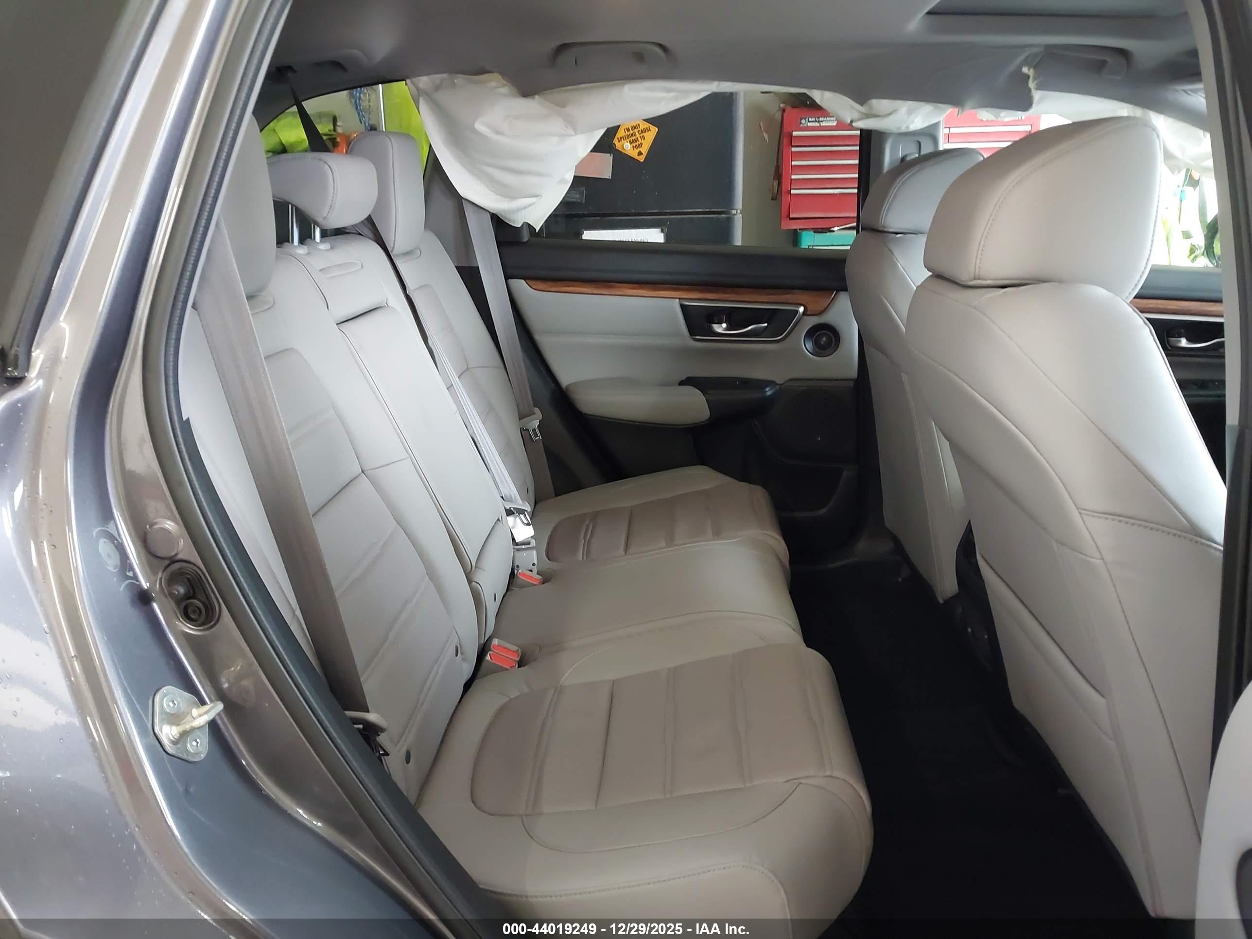 HONDA CR-V image 8